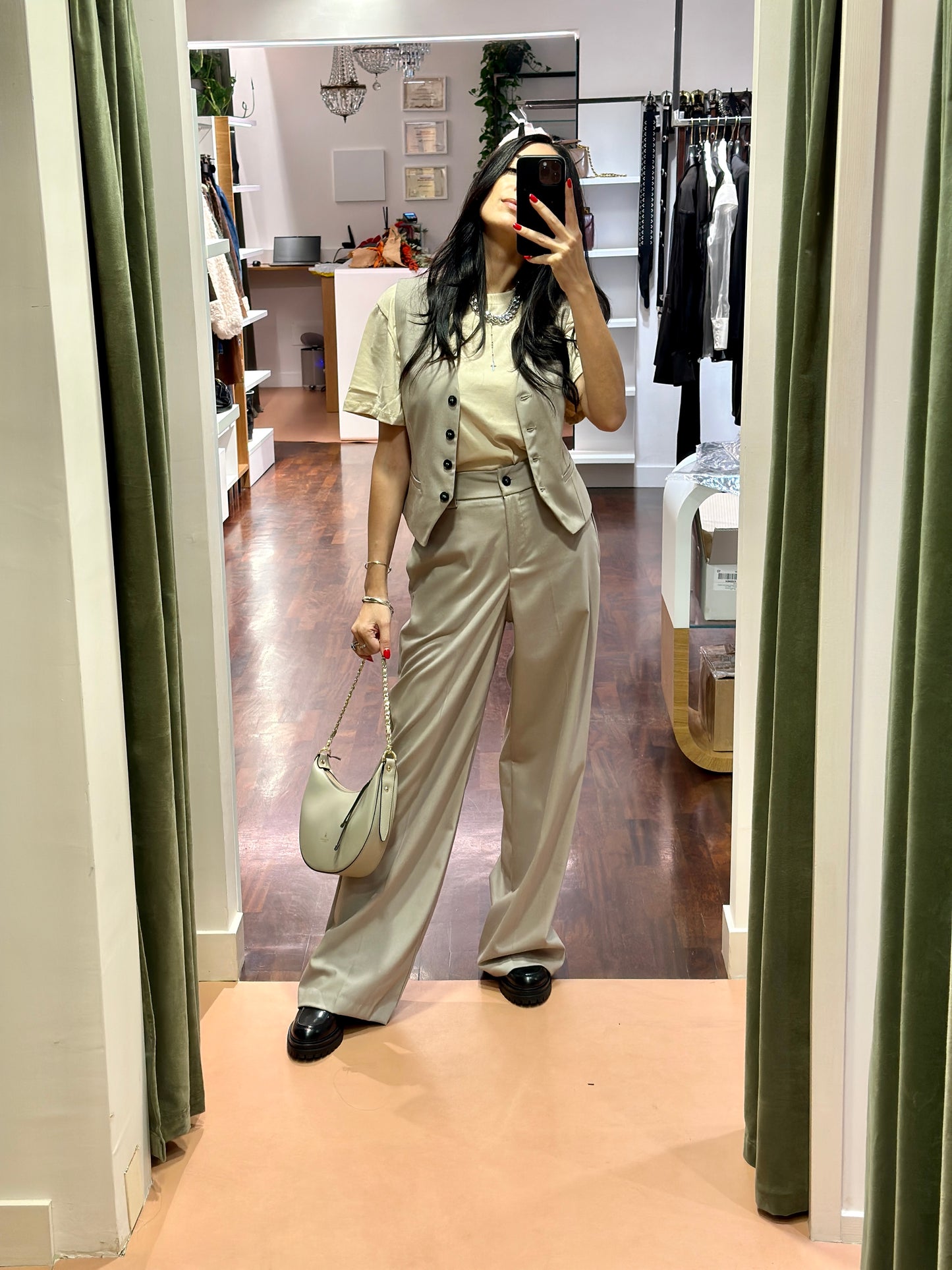 Tensione In-gilet disponibili più varianti colore