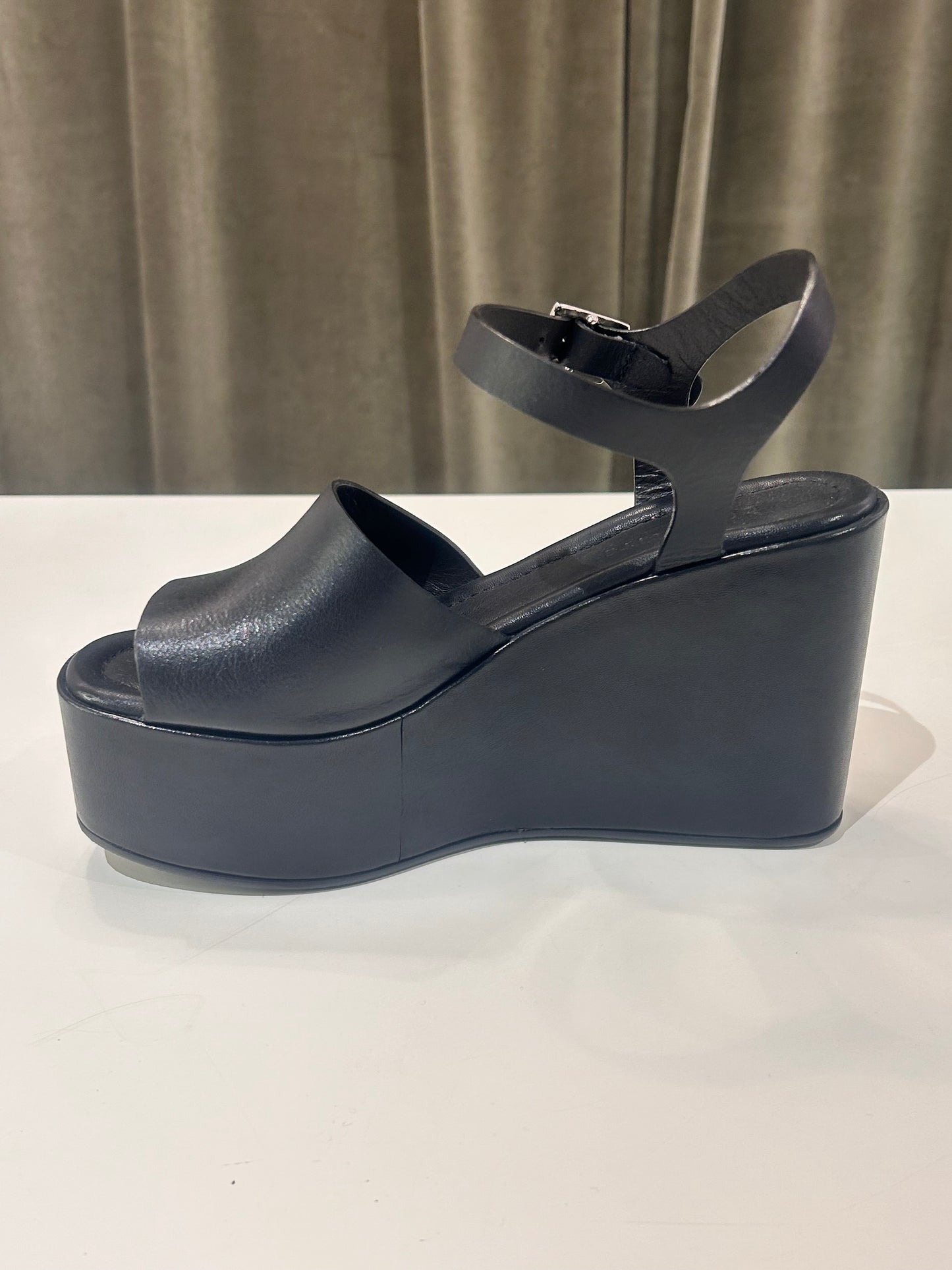 Curiositè Zeppa in pelle nera