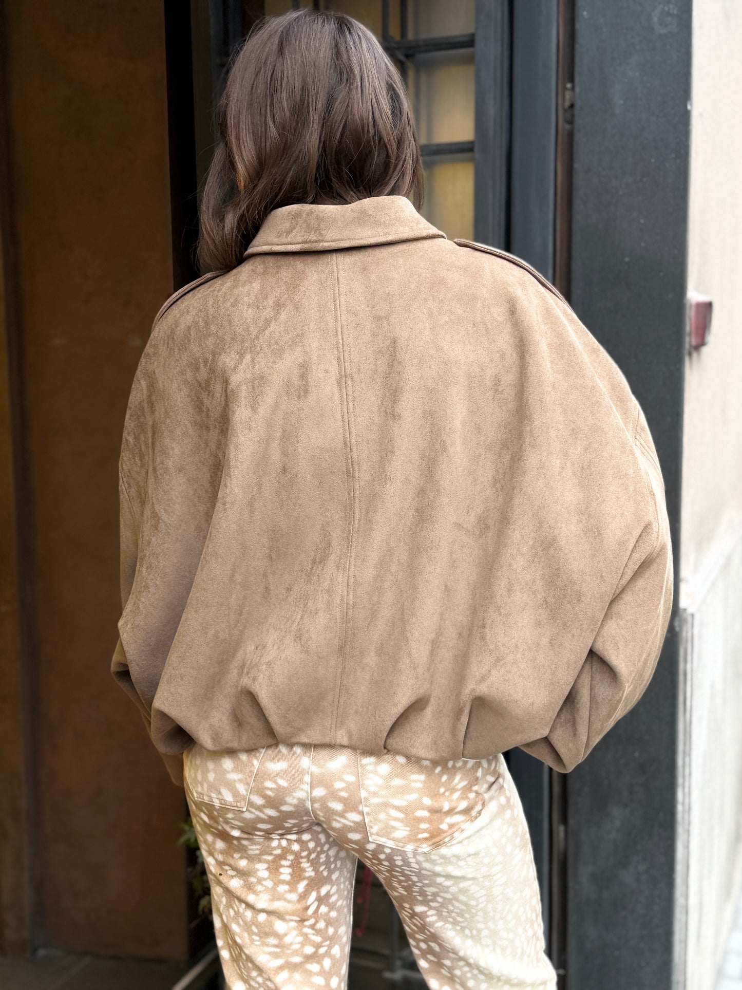 Tensione in bomber in suede TABACCO