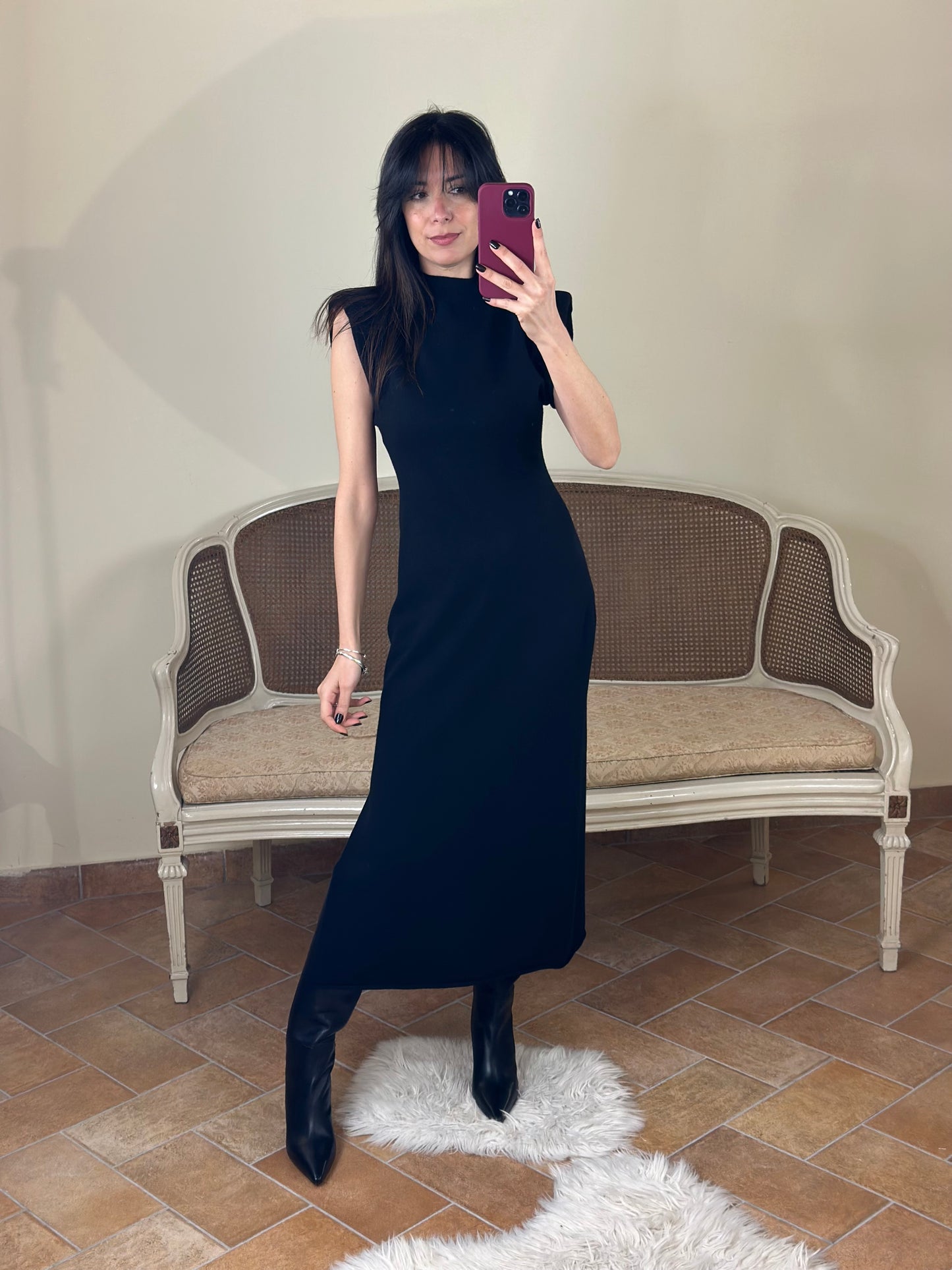 Abito lungo in maglina con spalline imbottite NERO