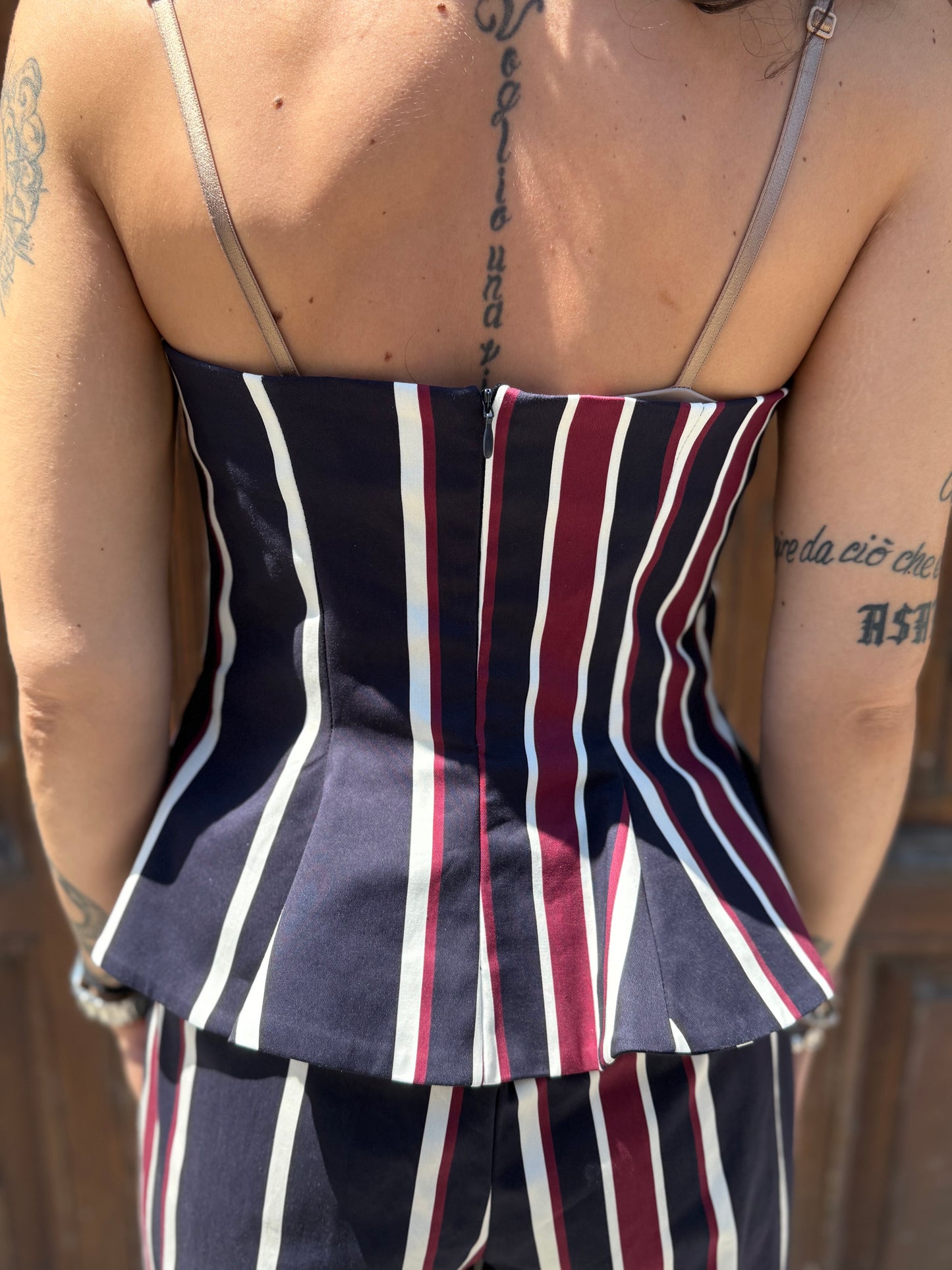 Tensione in Top a fascia riga verticale blu/bianco/bordeaux
