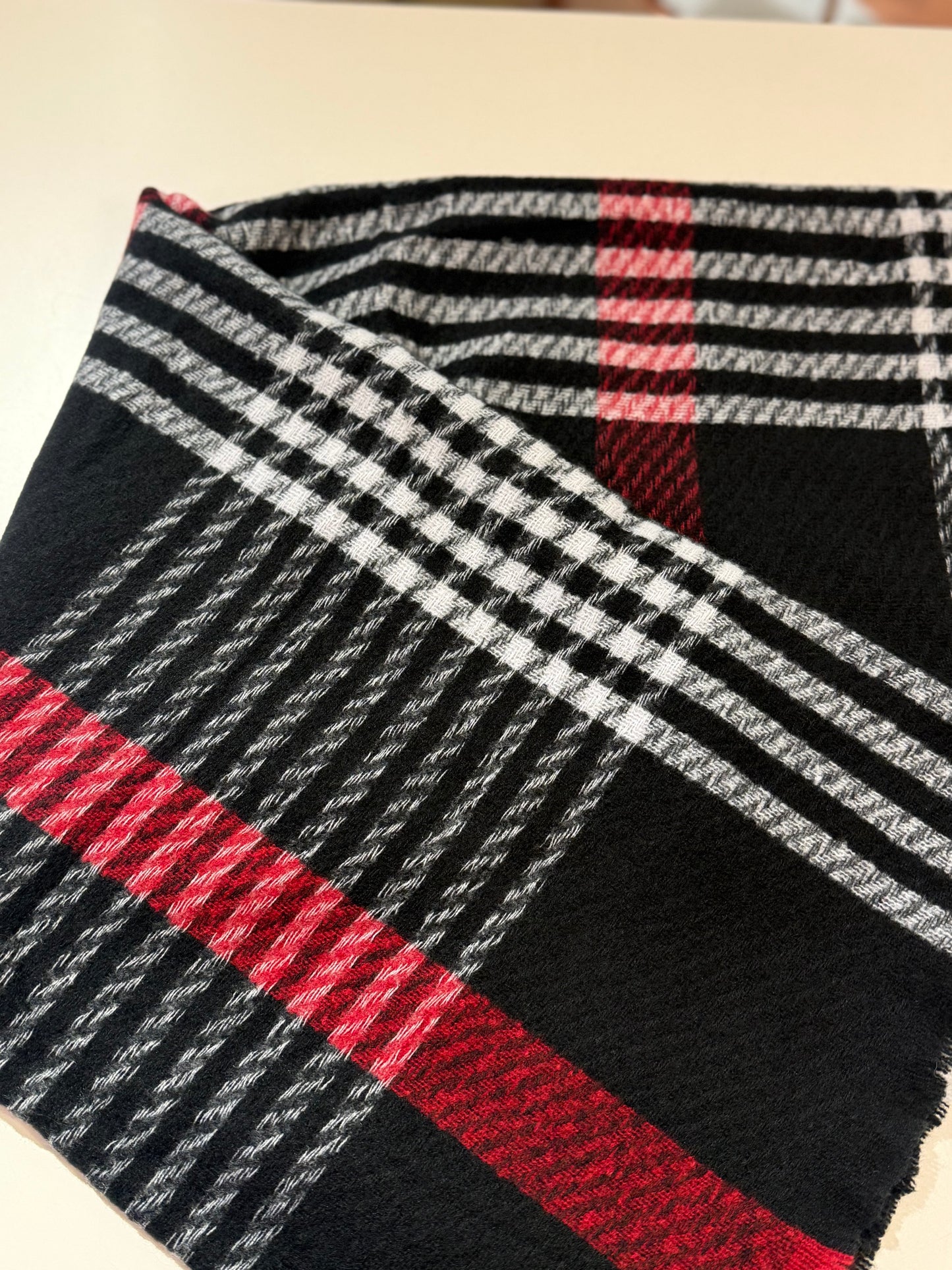 Sciarpa tartan NERO/ROSSO/BIANCO