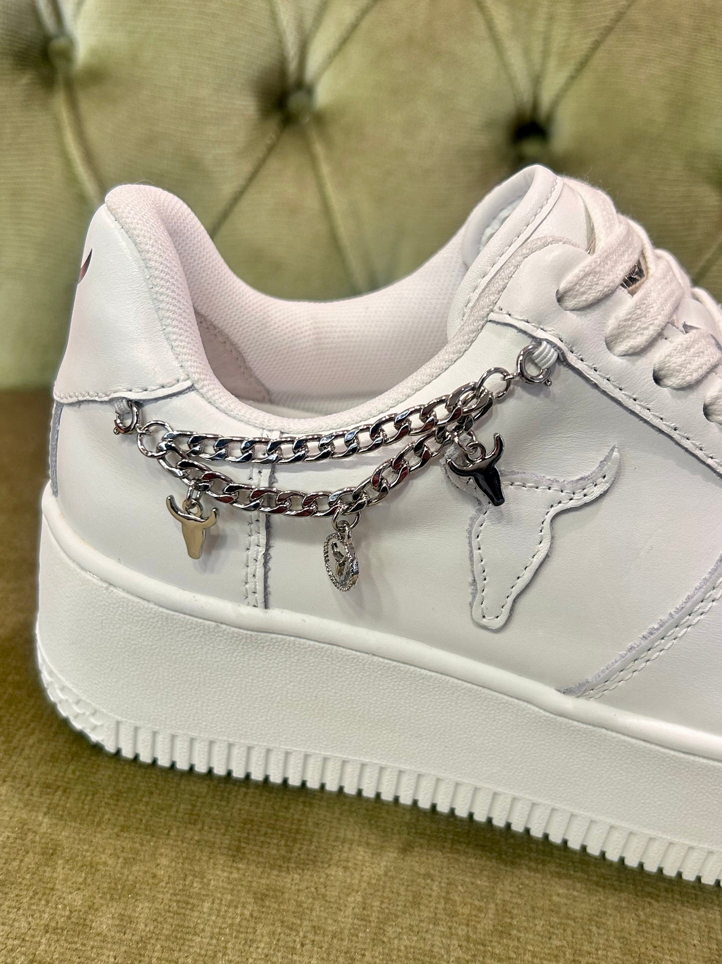 Windsor Smith RECERR WHITE BRAVE/SILVER CHAIN