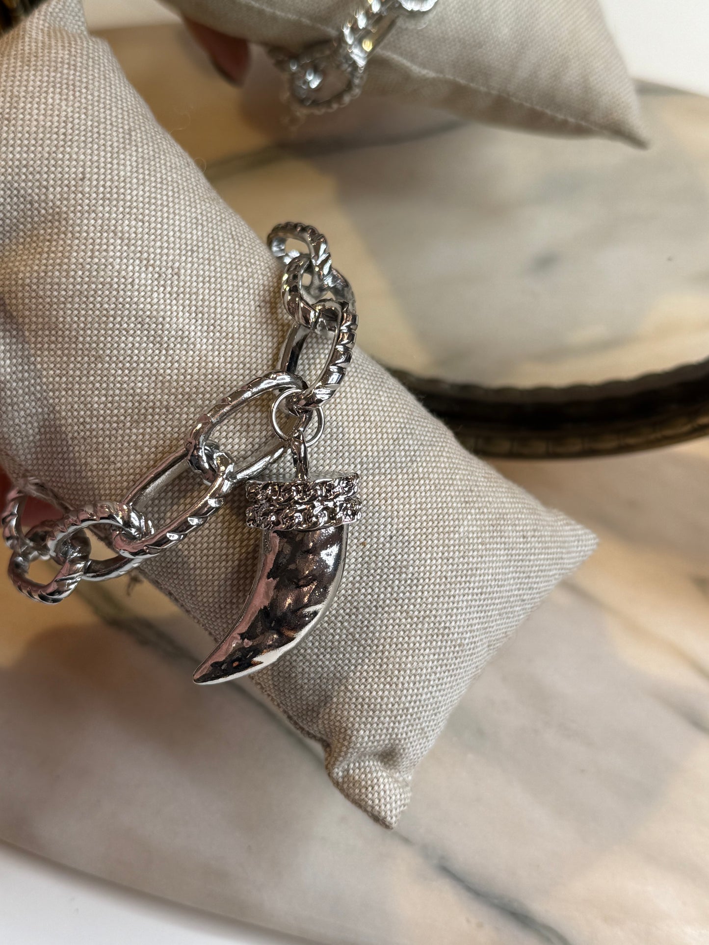 Bracciale ARGENTO con ciondolo corno