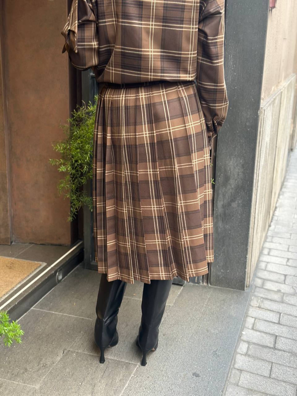 Tansione In Gonna check a pieghe MARRONE