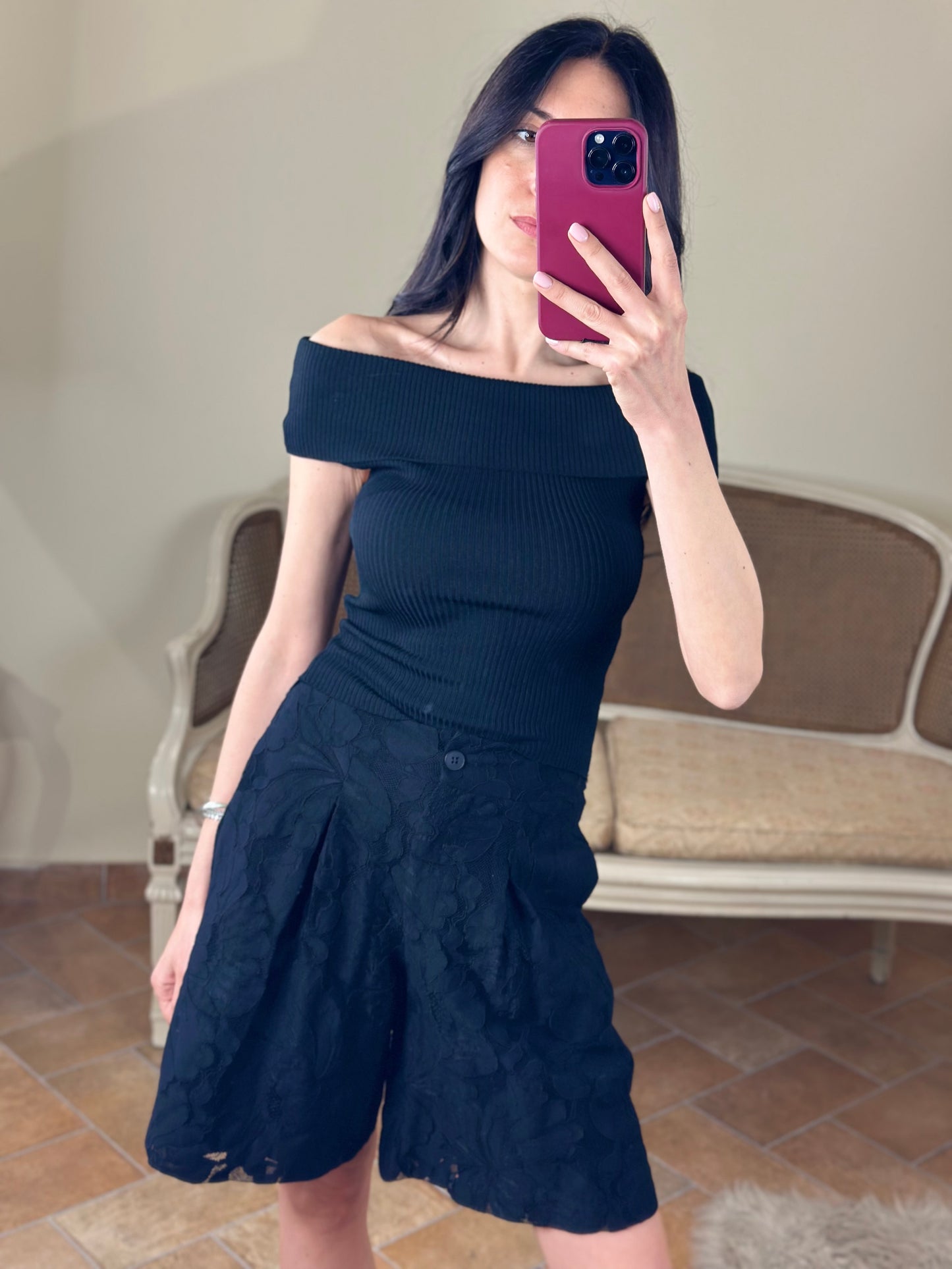 Top scollo shiffer NERO