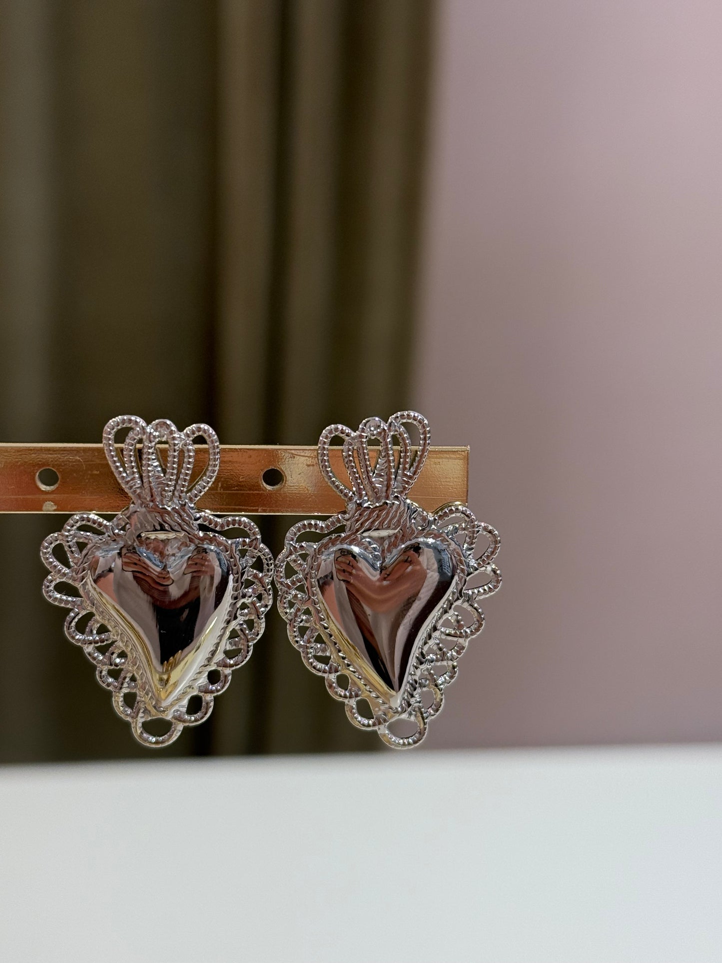 Orecchini cuore sacro ARGENTO