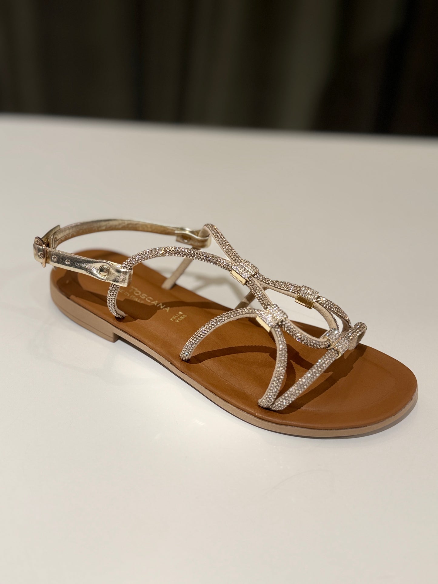 Donna Toscana Sandalo Flat strass con cinturino Platino