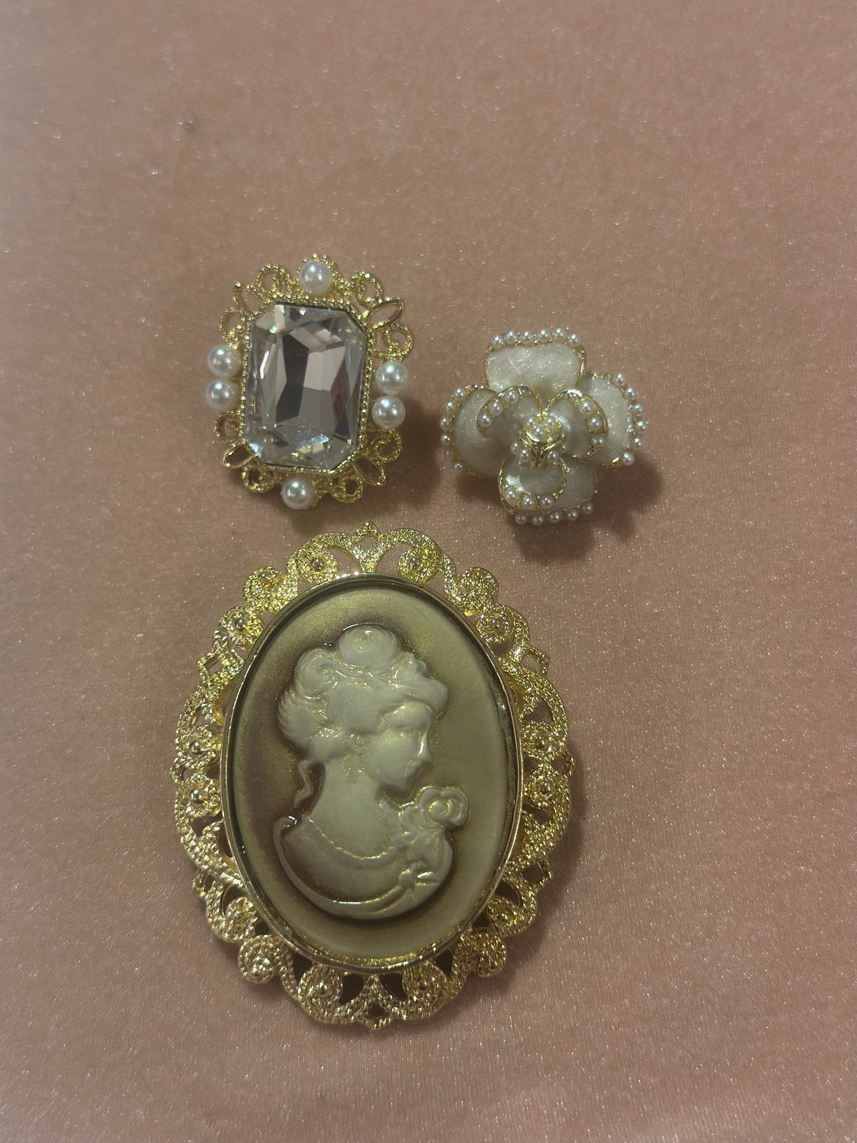 Trio spille cameo/rosa/smeraldo BEIGE/ORO