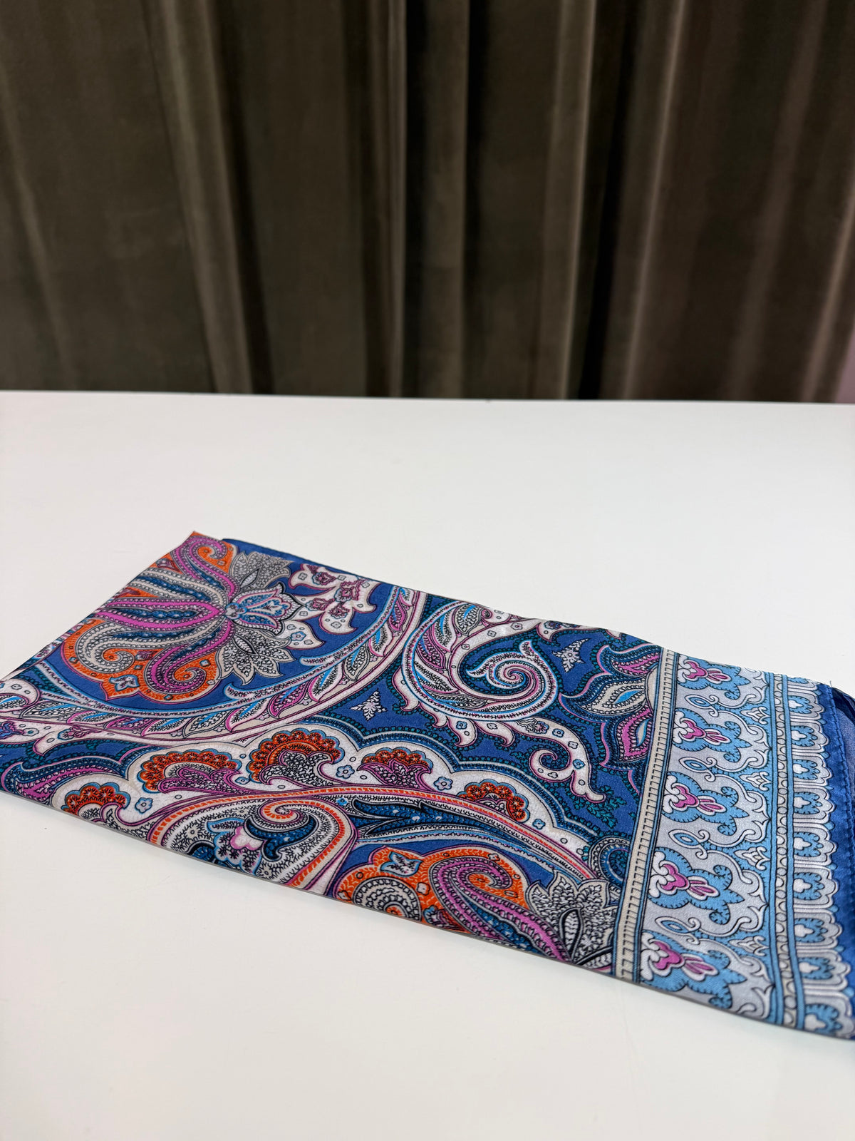 Foulard stampa Bandana misto seta (disponibili in più colori)