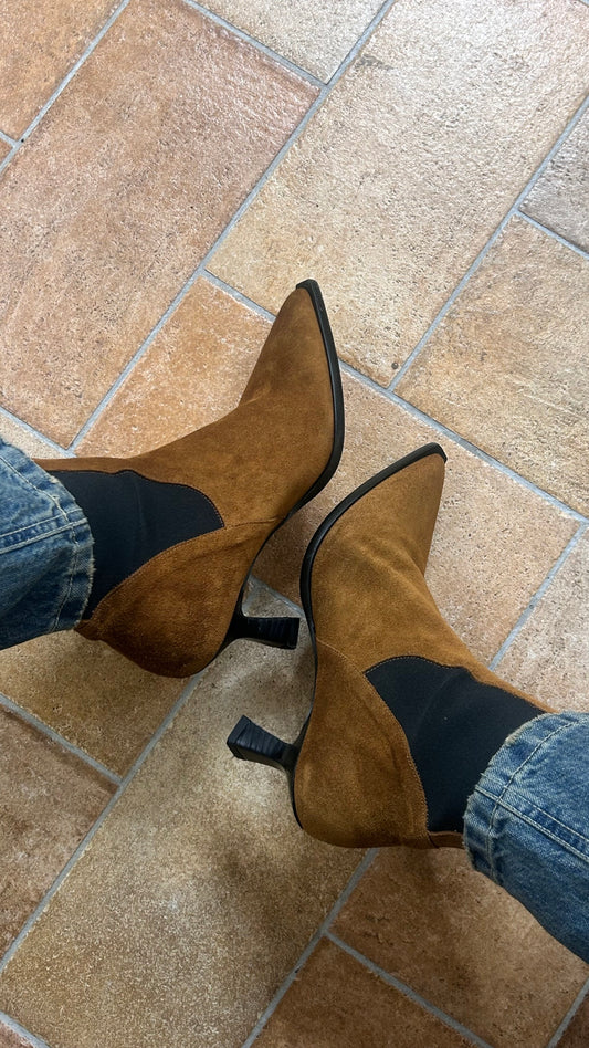 Angel Alarcon BRIELAS Stivaletto scamosciato con elastici MOGANO