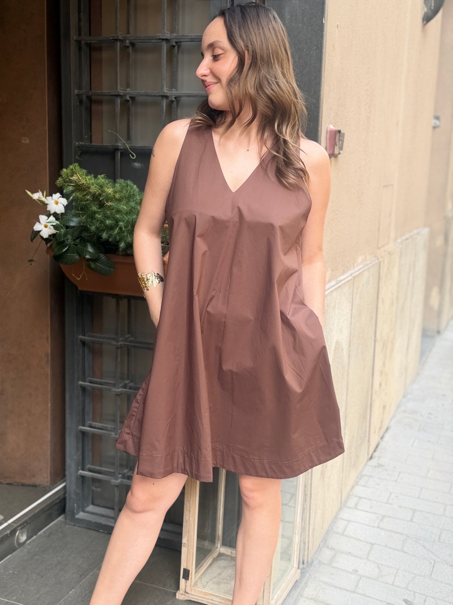 Abito midi a trapezio (disp. in più colori)