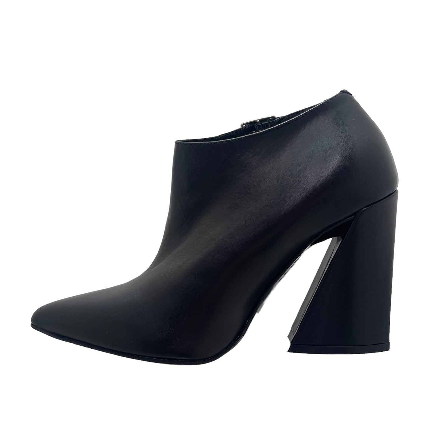 Albano scavigliato triangle