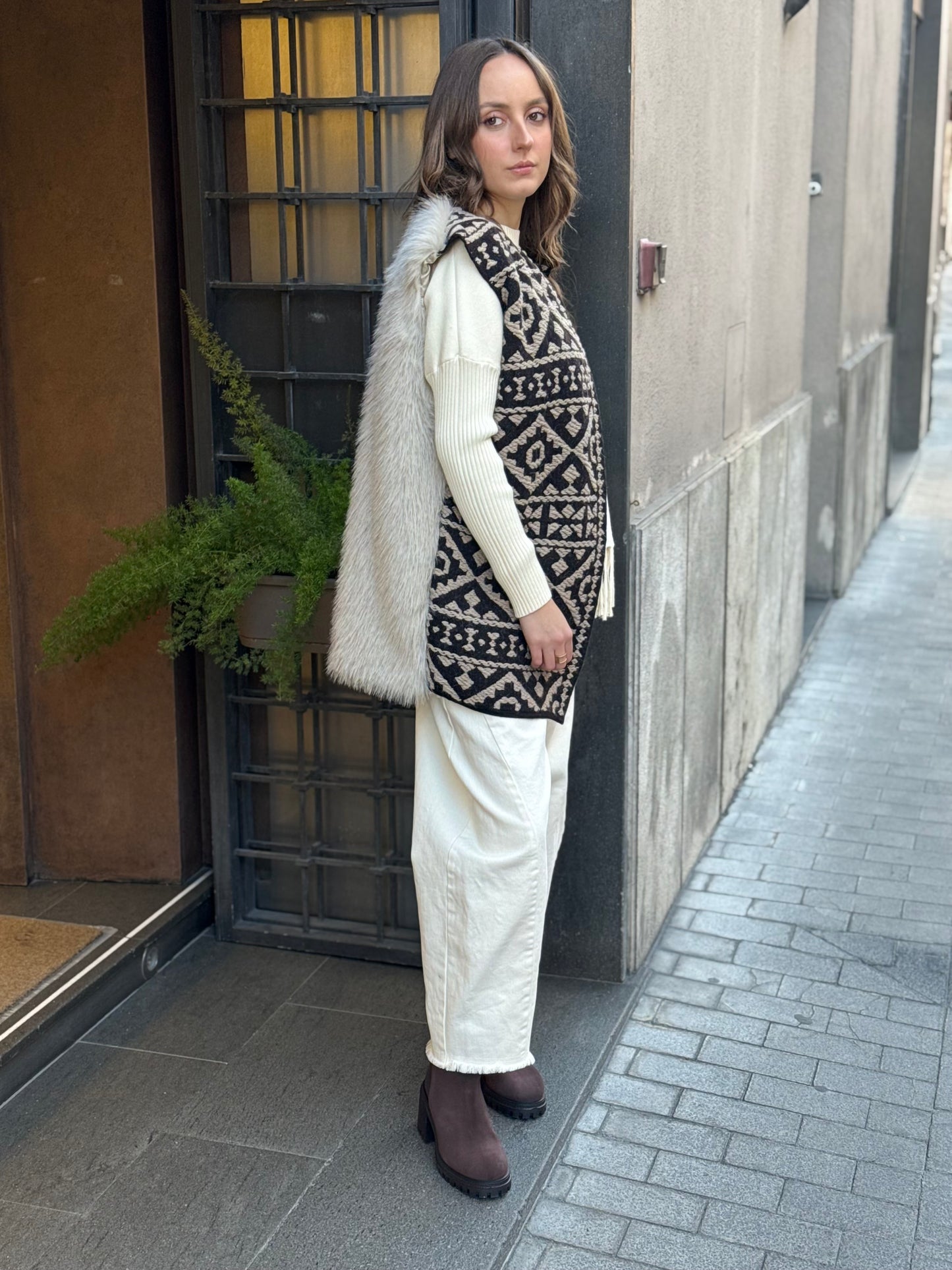 Tensione in Gilet etnico con ecopelliccia