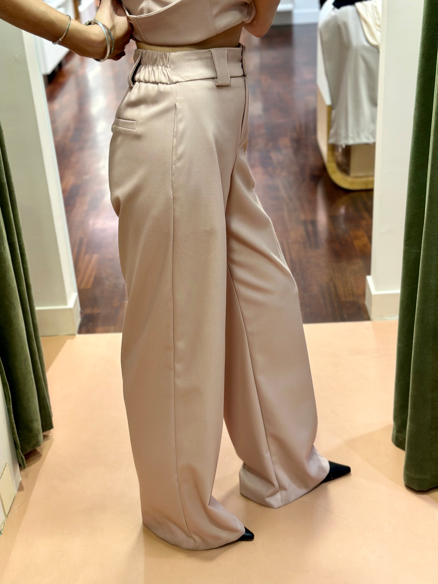 Tensione In-gilet disponibili più varianti colore