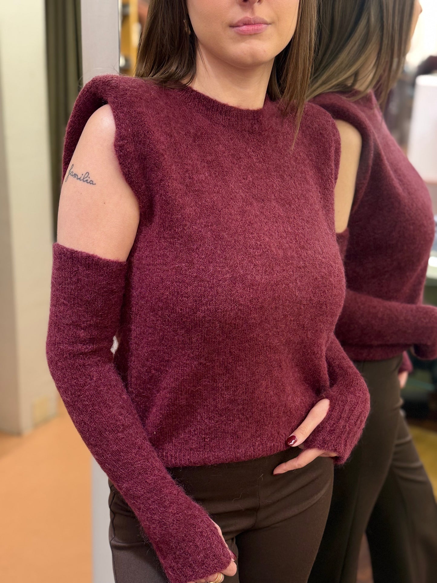 Tensione in Maglia mohair elasticizzato spalline imbottite con manicotti BURGUNDY