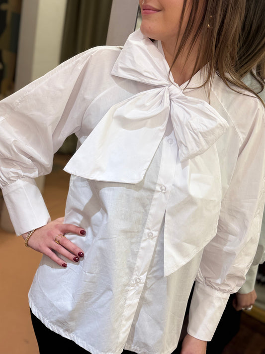 Camicia in popeline BIANCA con fiocco