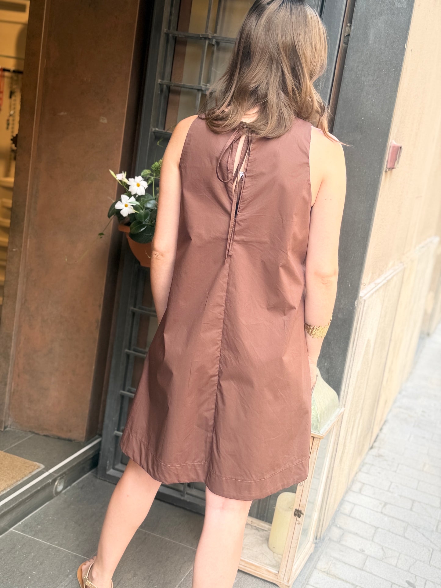 Abito midi a trapezio (disp. in più colori)