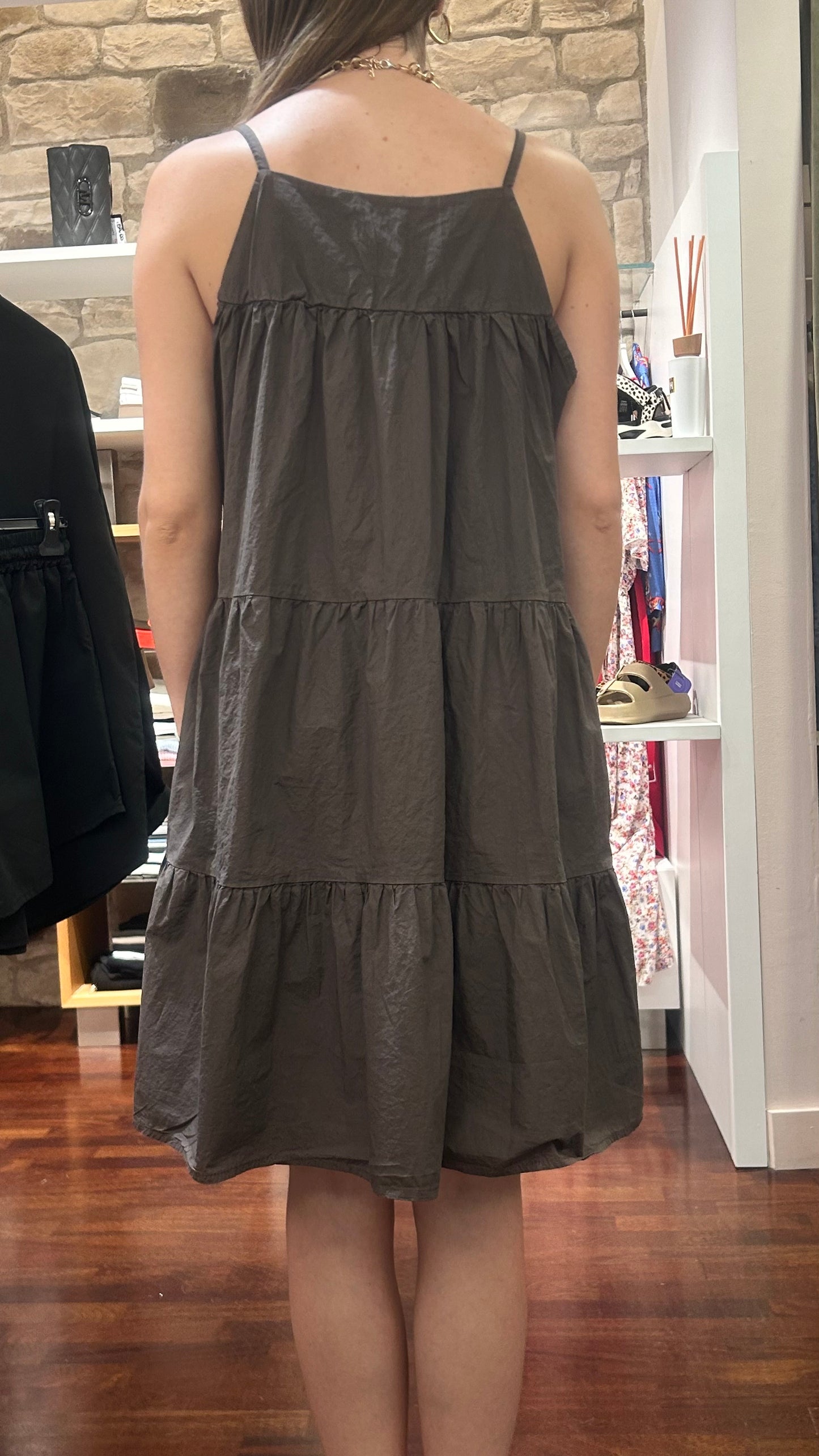 Abito corto con balze MORO