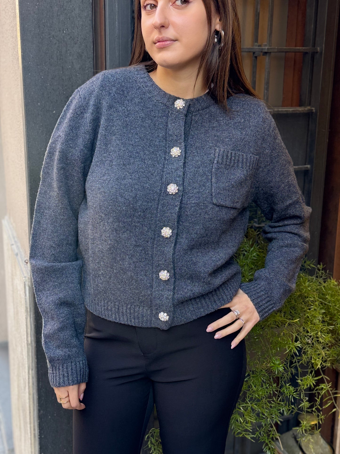 Cardigan GIORGIA con bottoni gioiello misto cashmere ANTRACITE