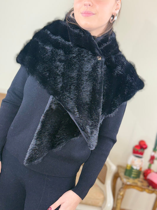 Collo in eco pelliccia NERO