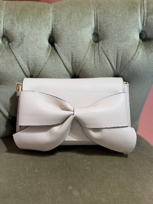 Clutch con fiocco (disponibile in più colori)