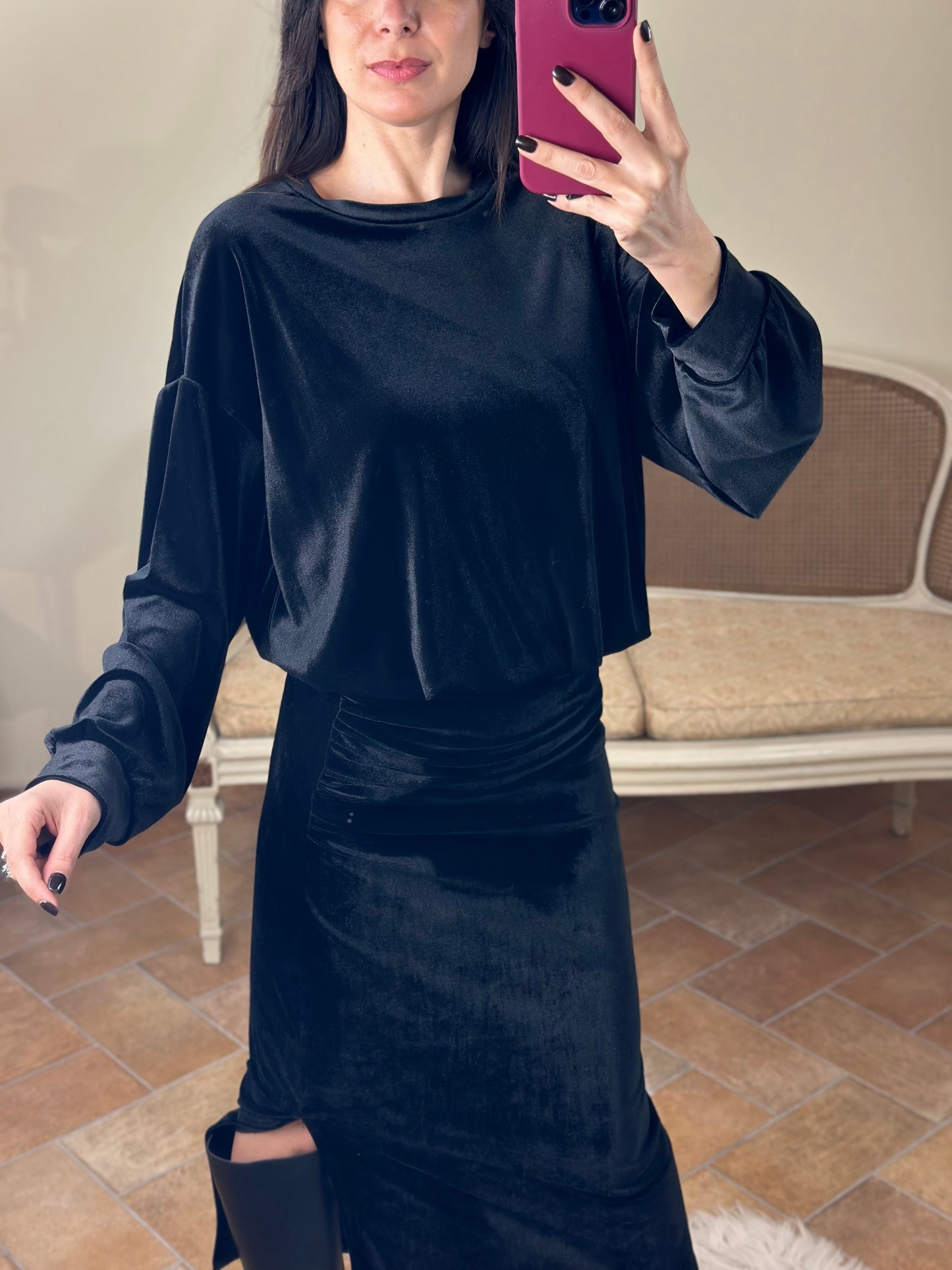 Felpa SVEVA in ciniglia NERA