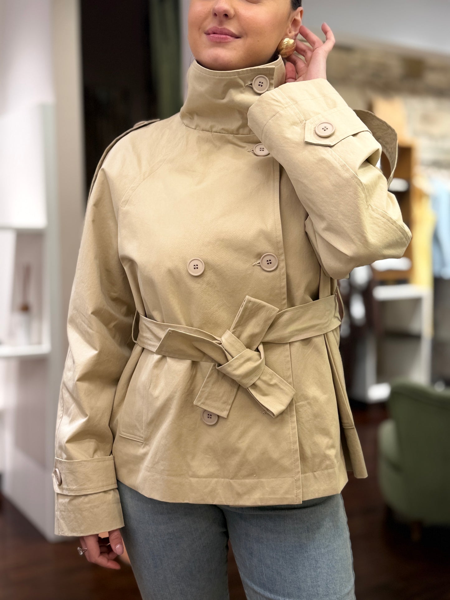 Tensione in Trench Beige