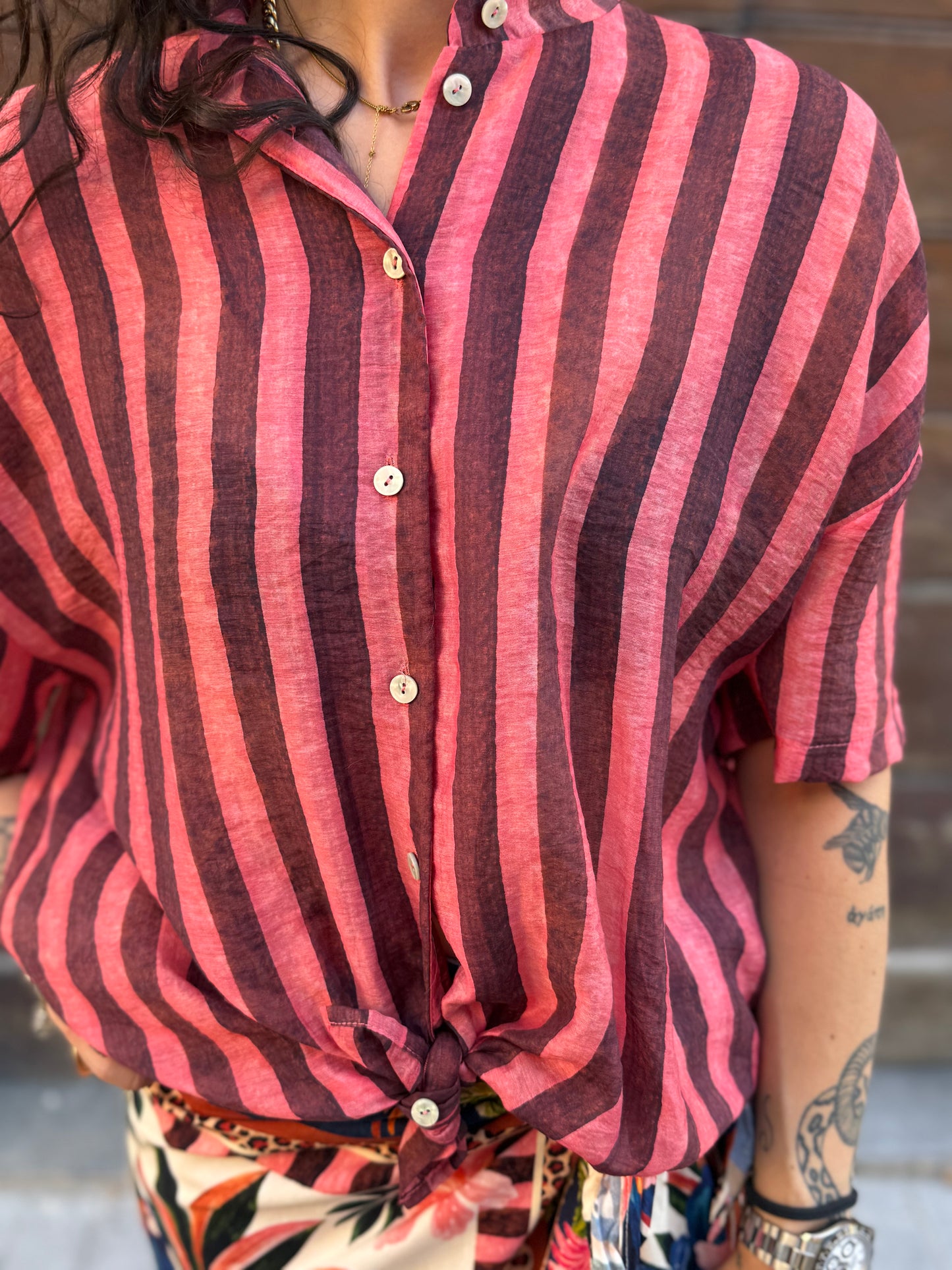 Tensione in Camicia a righe alla coreana