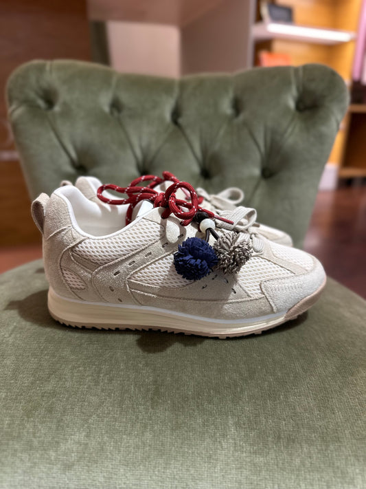 Ovyé Sneakers con accessori