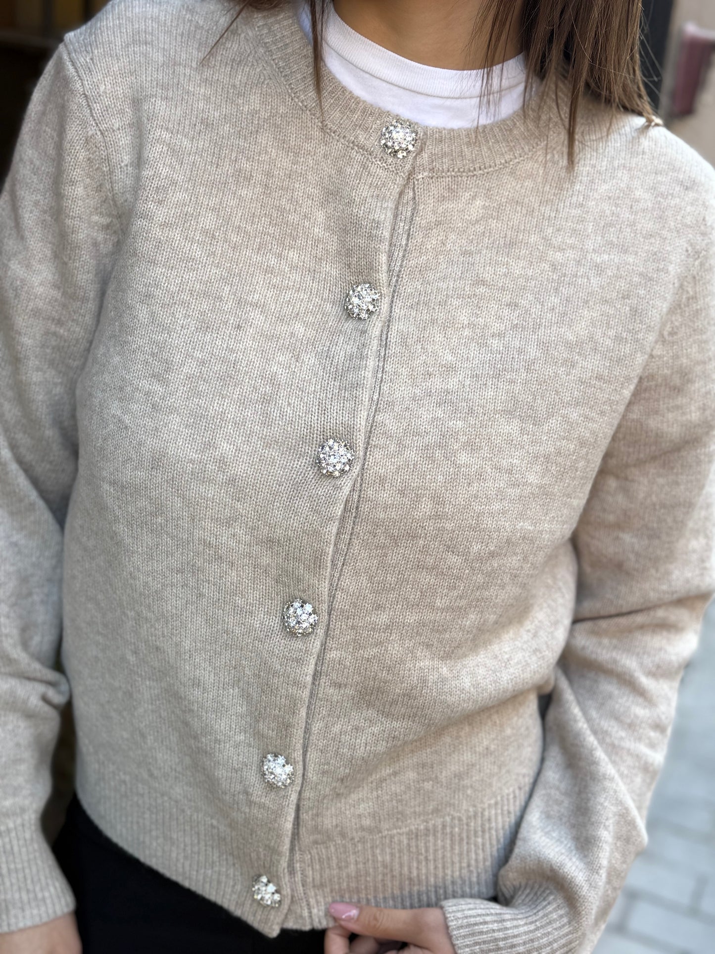Cardigan GIOIA girocollo con bottoni gioiello BEIGE