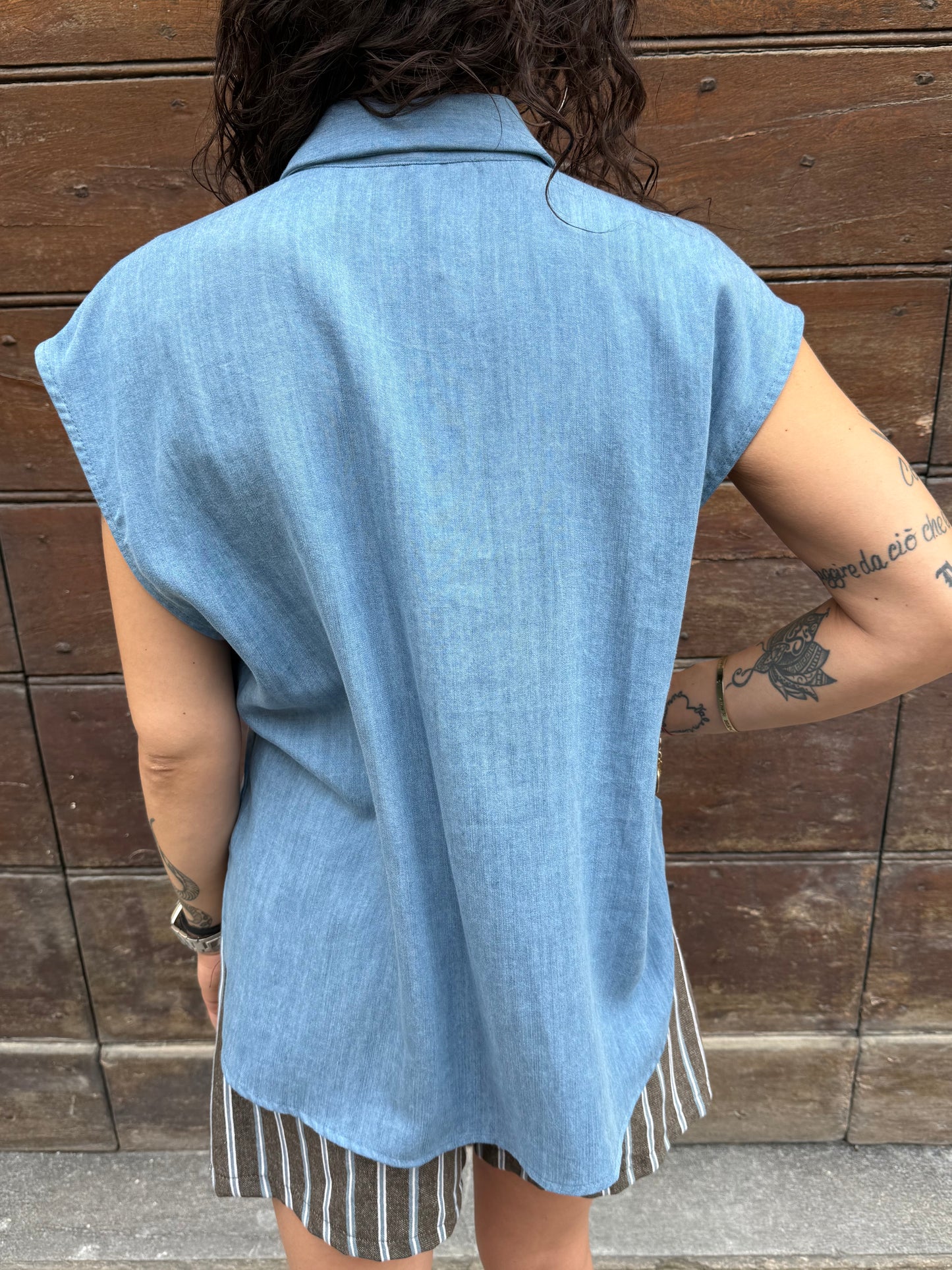 Tensione in Camicia smanicata in chambray