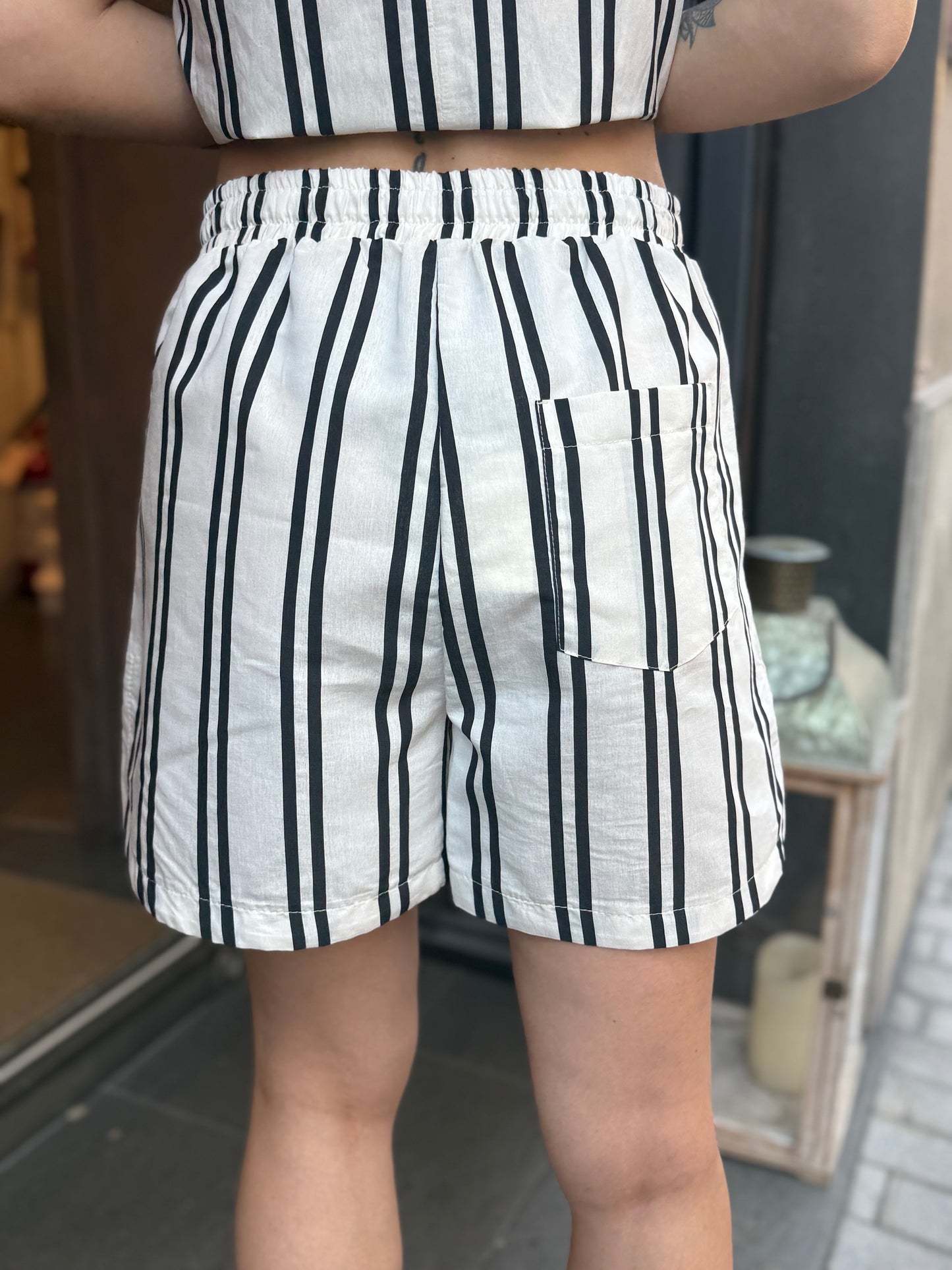 Tensione in Shorts a righe Bianco/nero