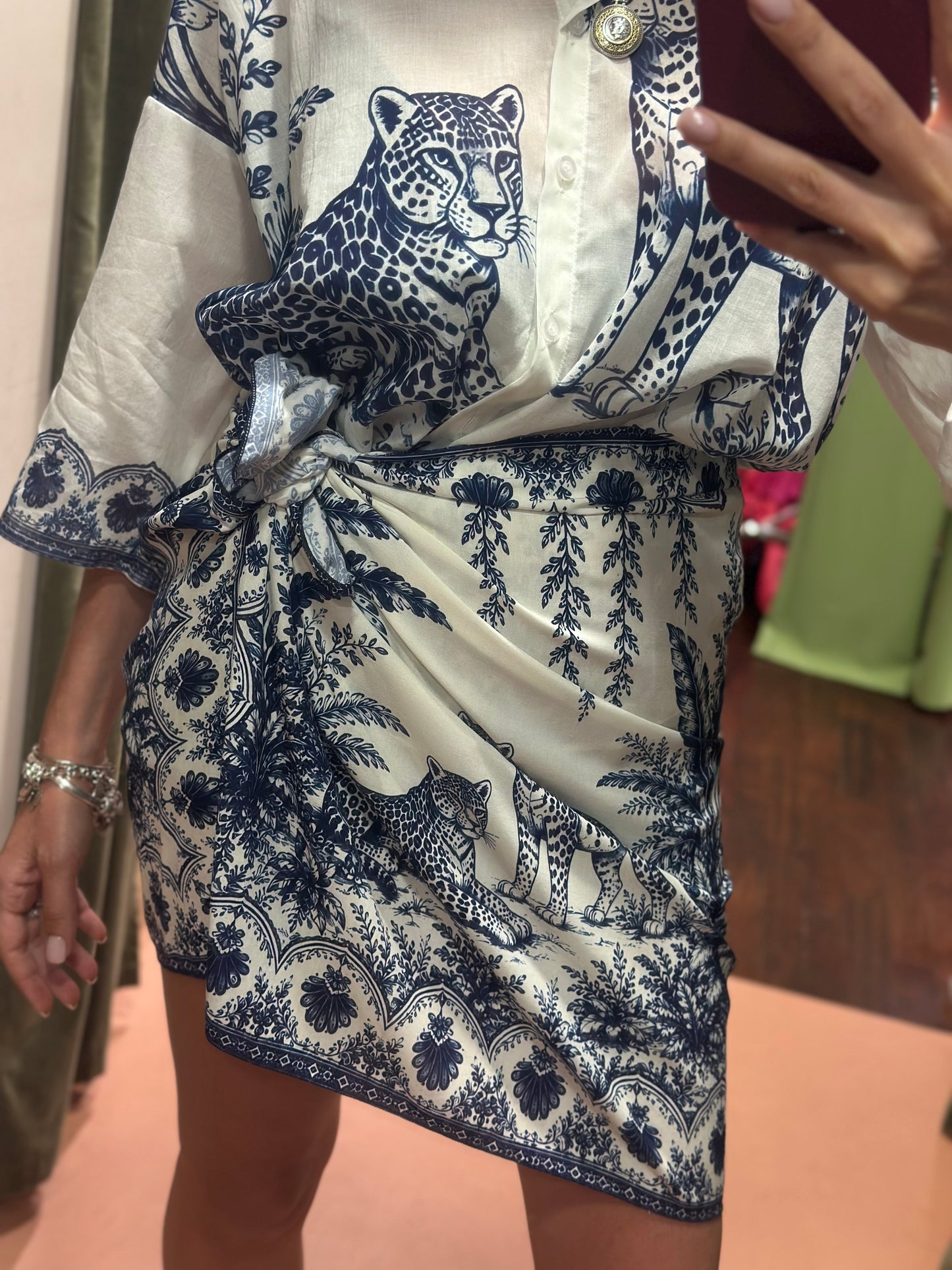 Tensione in Gonna Corta Foulard Leopard