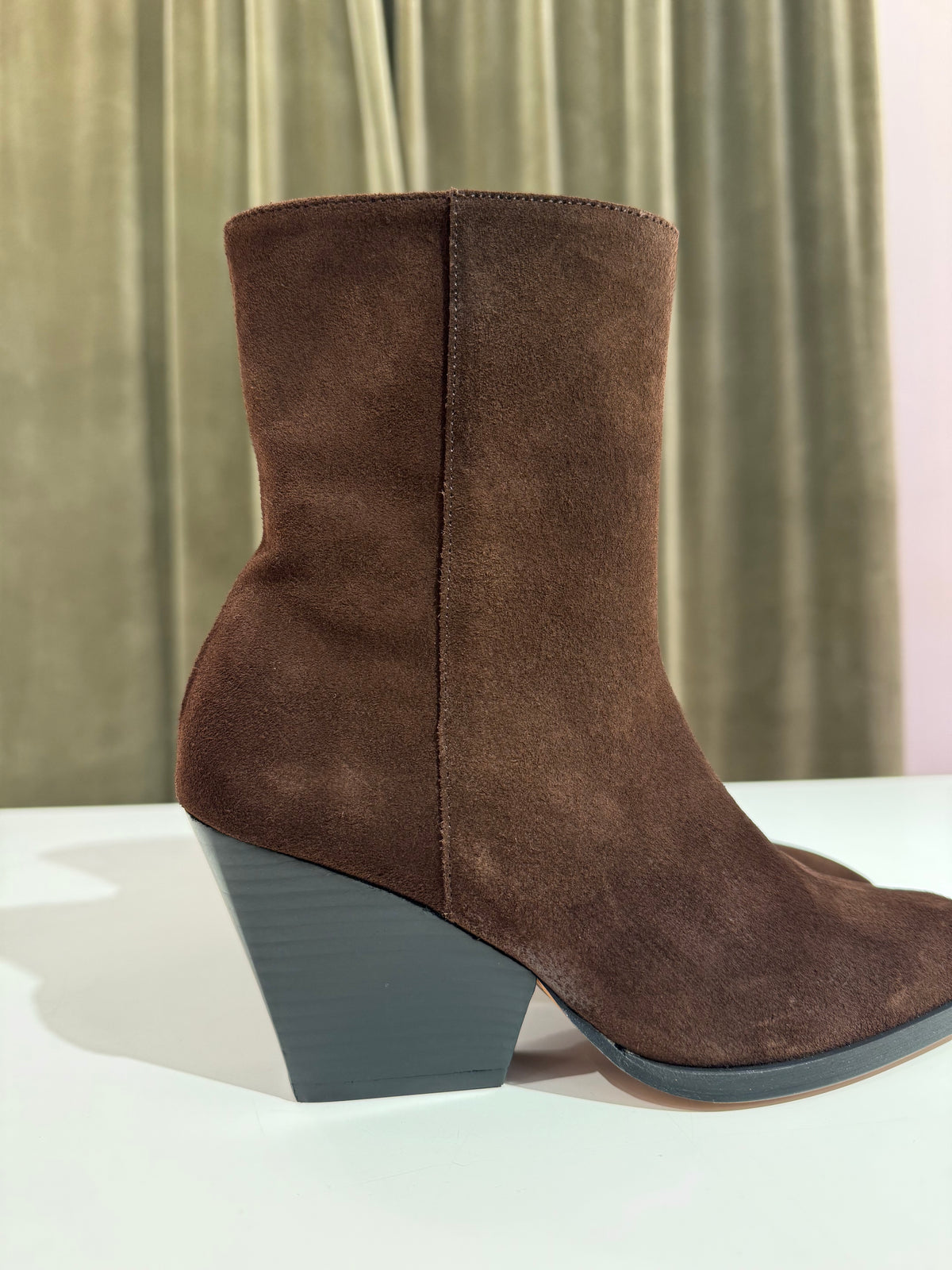 Angel Alarcon MIRETTE cow suede BROWN