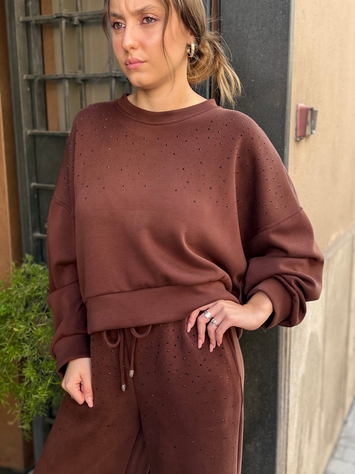 Felpa in modal con strass CIOCCOLATO