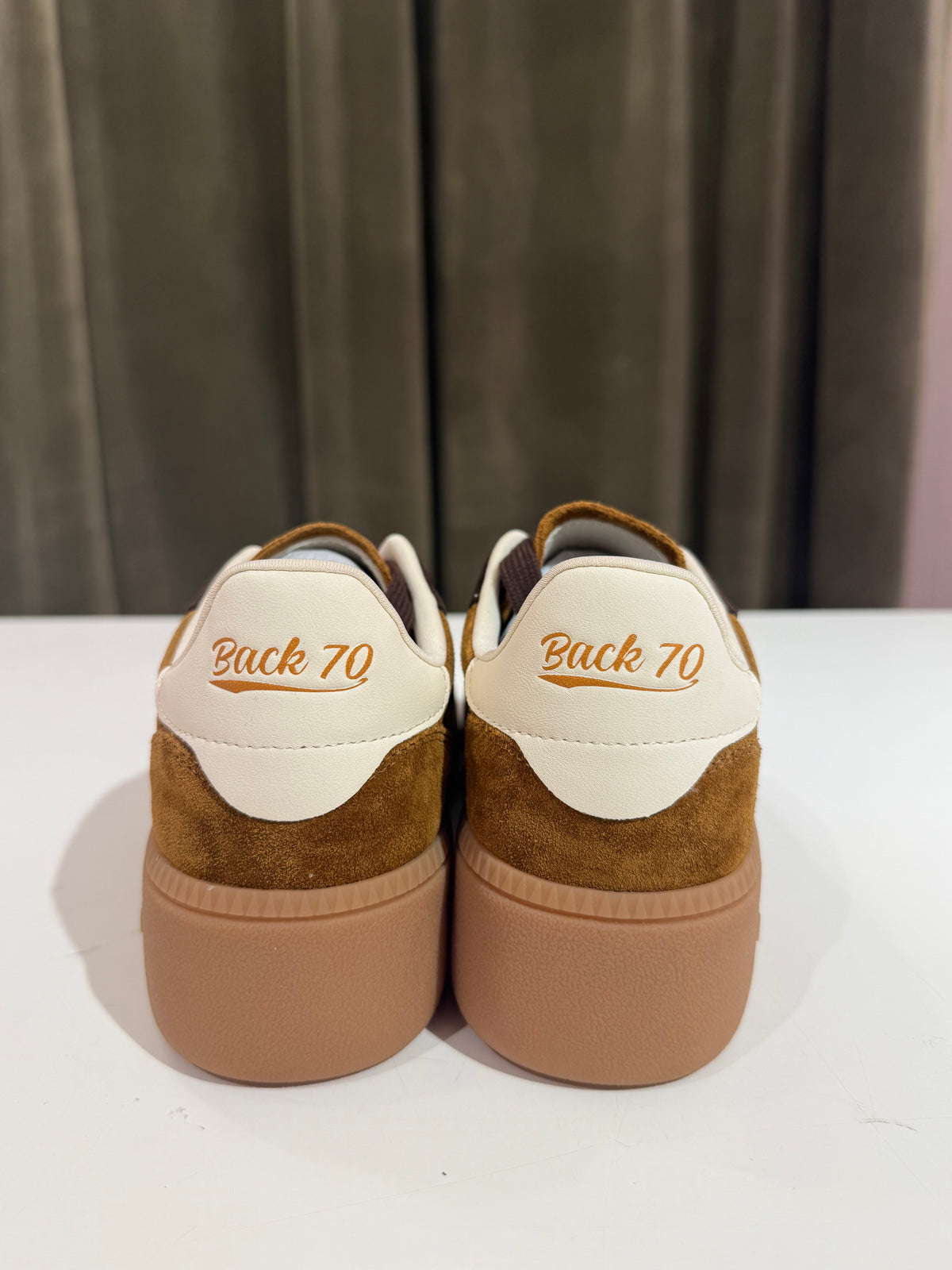 Back70 XXL STAR SUEDE BROWN