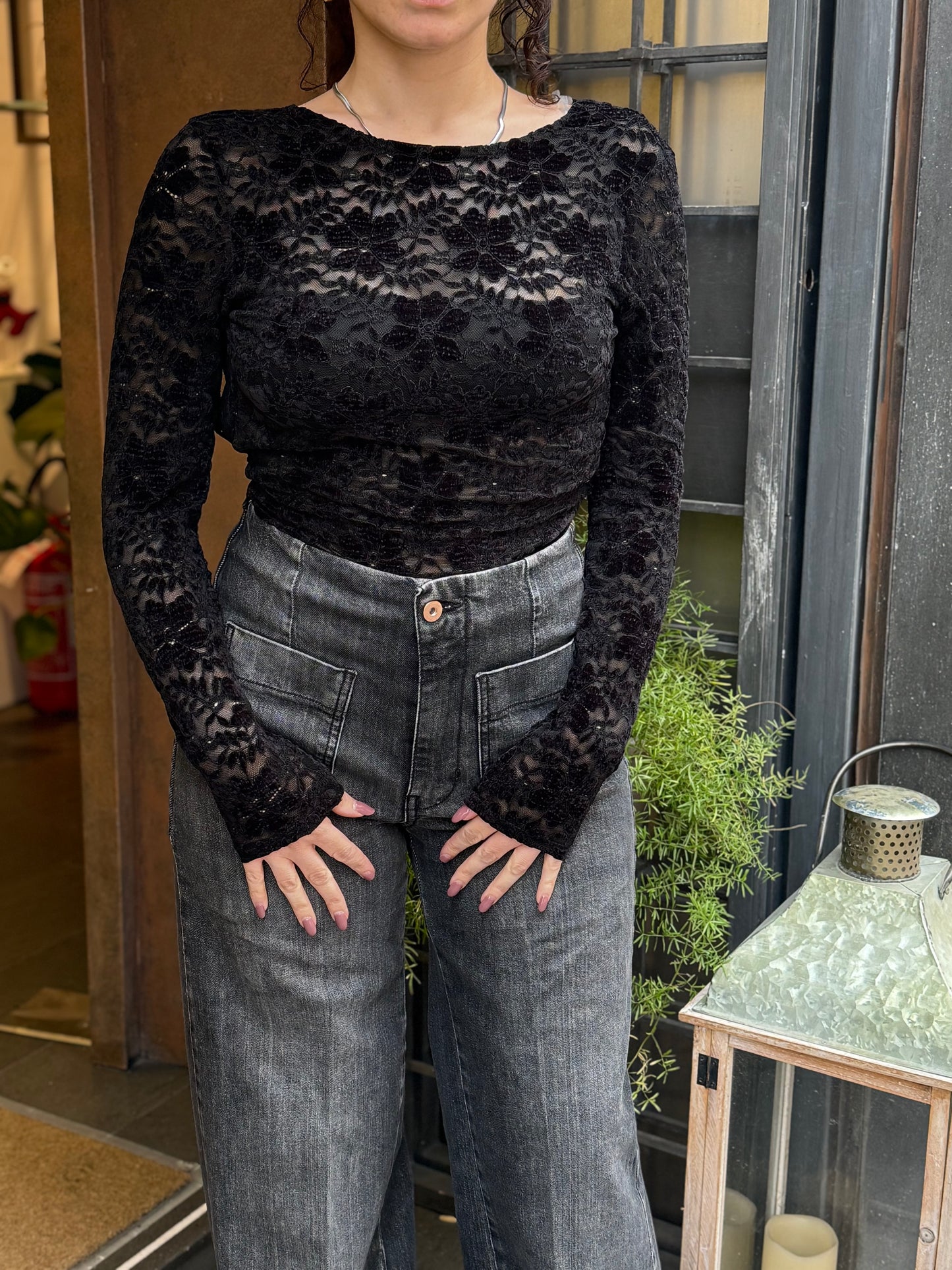 Body pizzo in ciniglia NERO