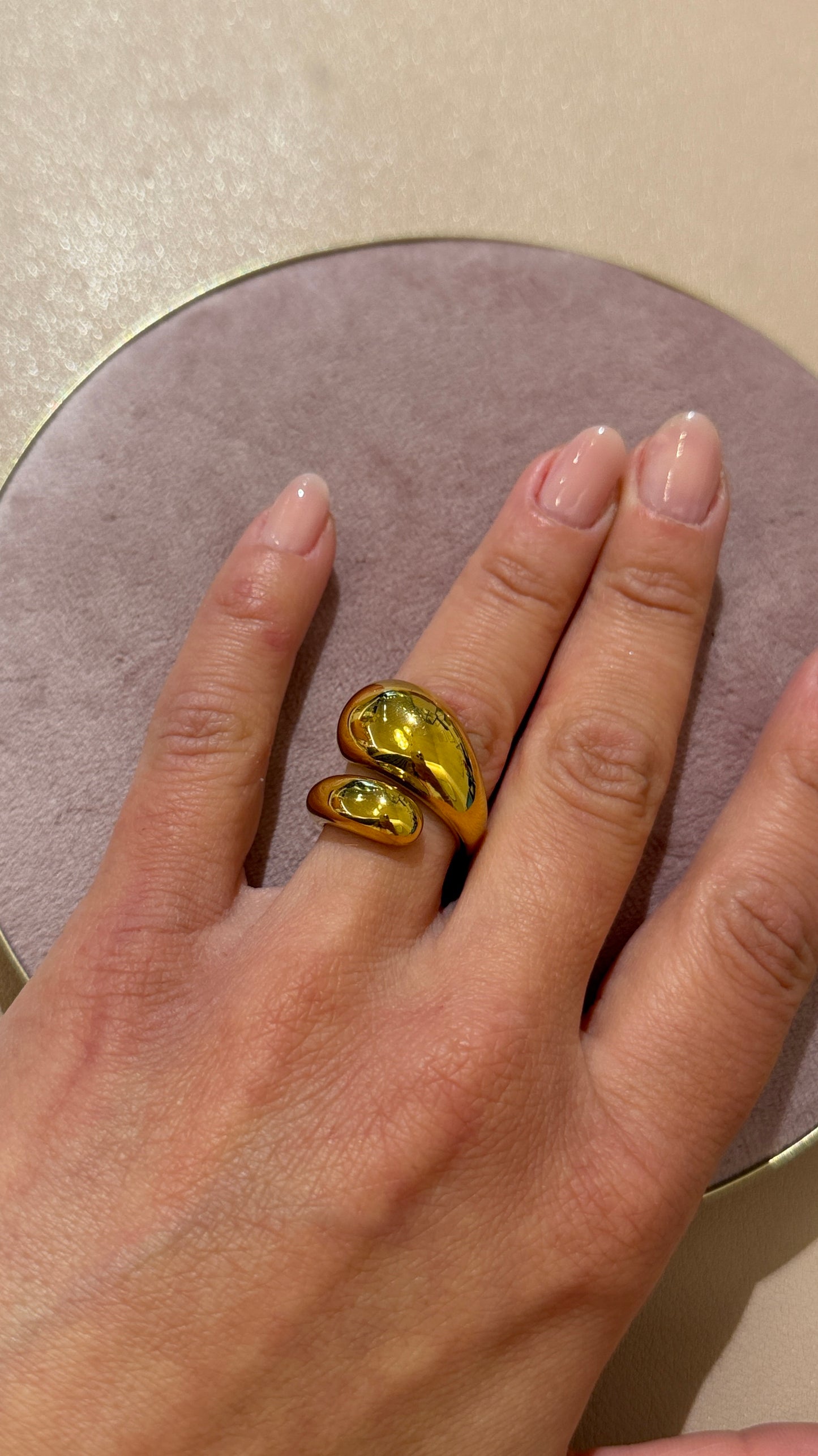 Anello abbraccio Oro