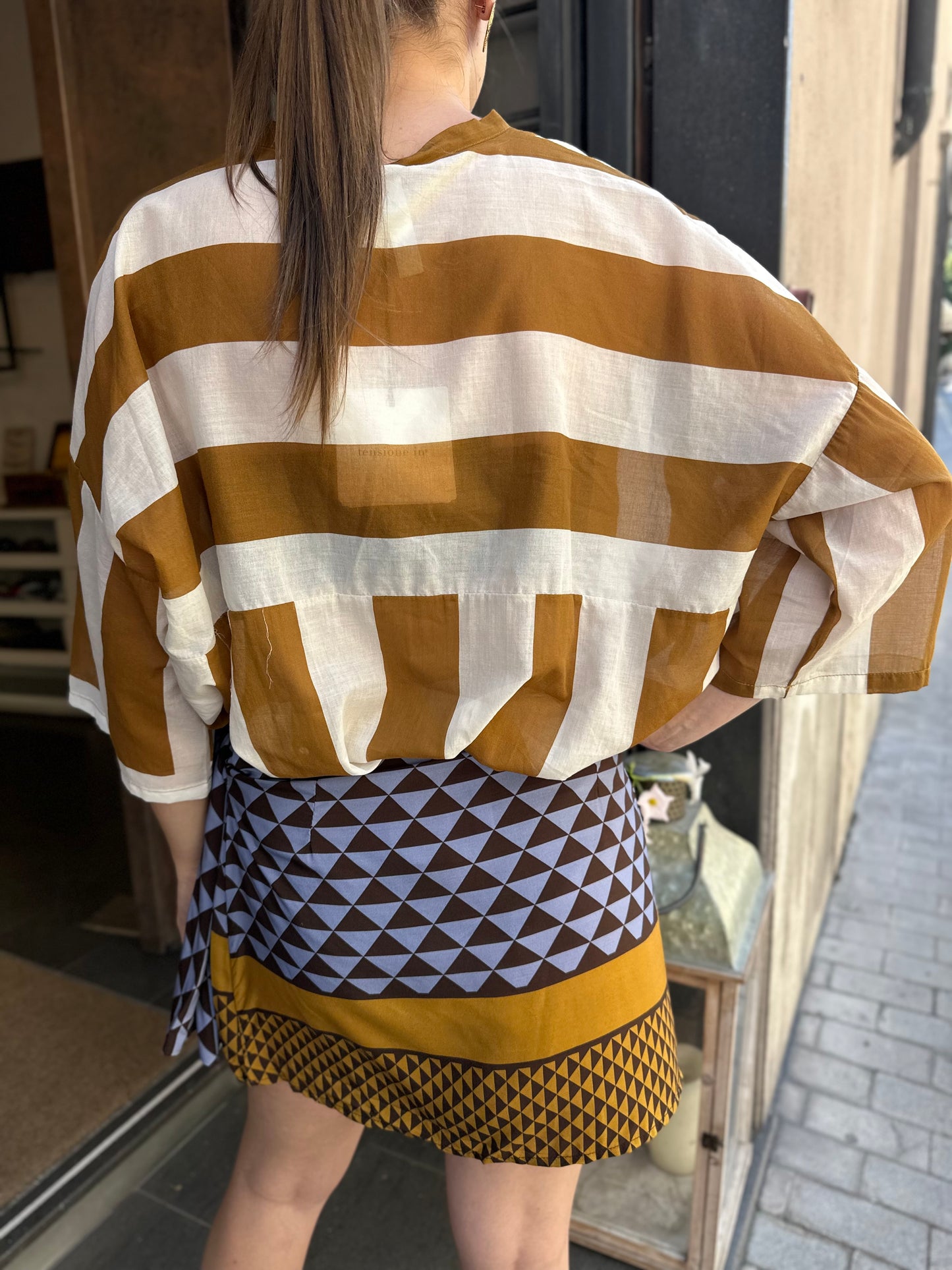 Tensione in Camicia a righe panna/tabacco