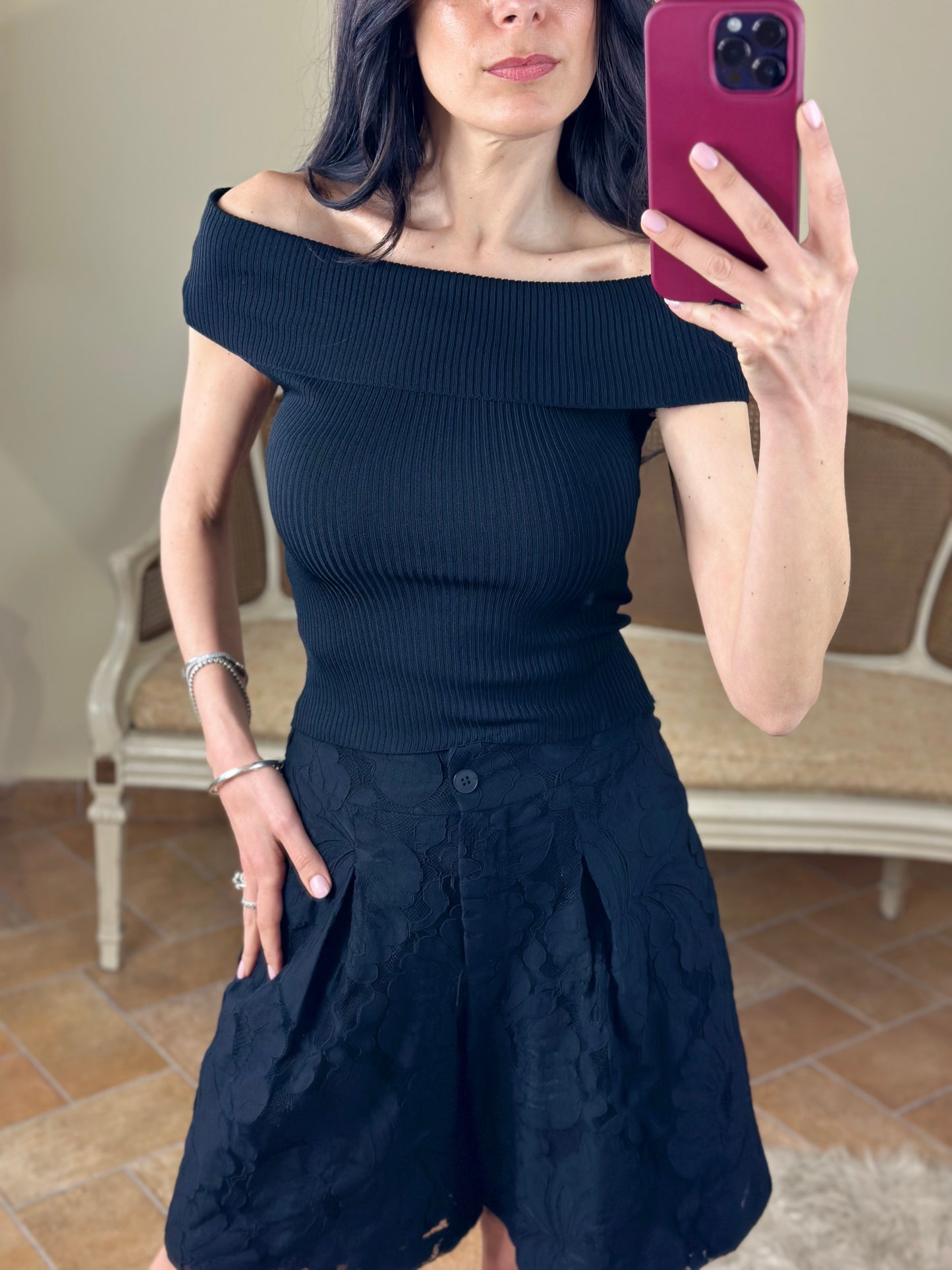 Top scollo shiffer NERO