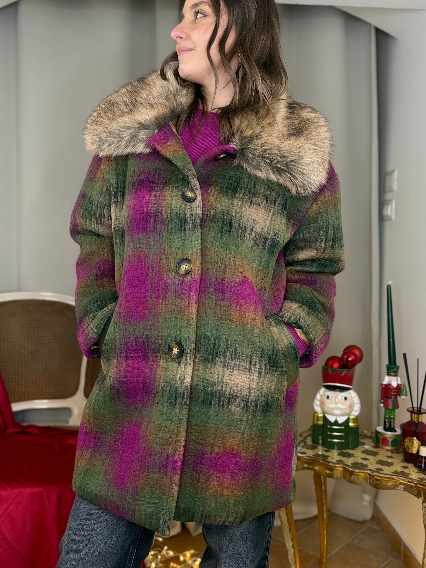 Cappotto in lana midi check con colletto pelliccia MILITARE/BEIGE/FUCSIA