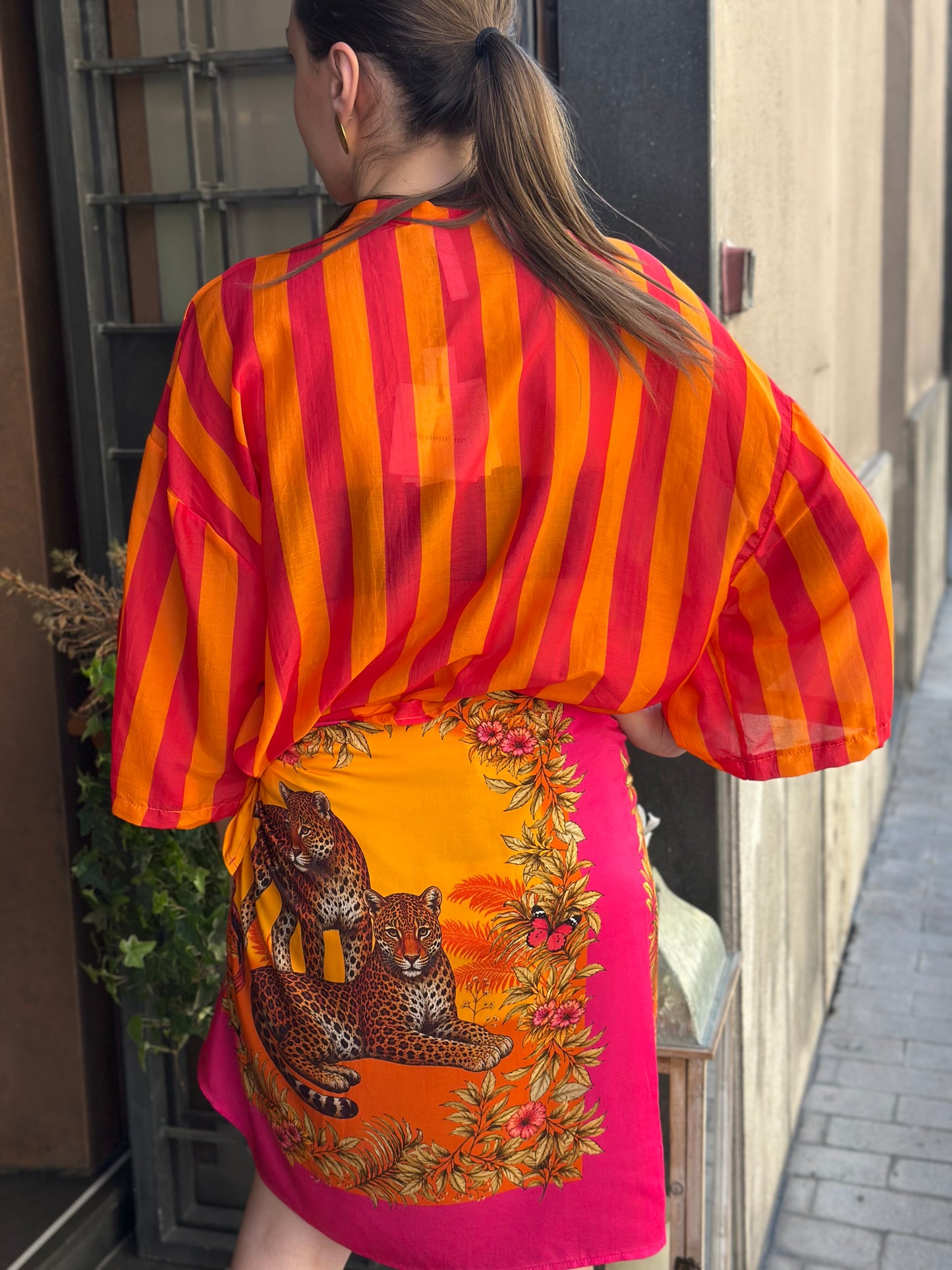 Tensione in Gonna corta pareo TIGRI ARANCIO
