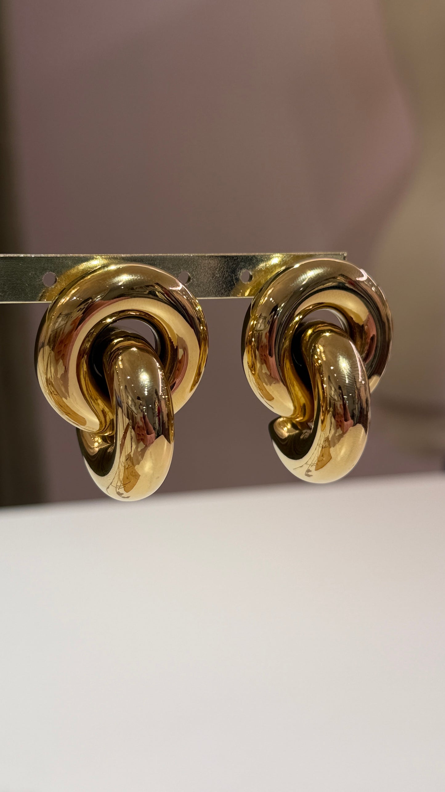 Orecchini nodo Oro