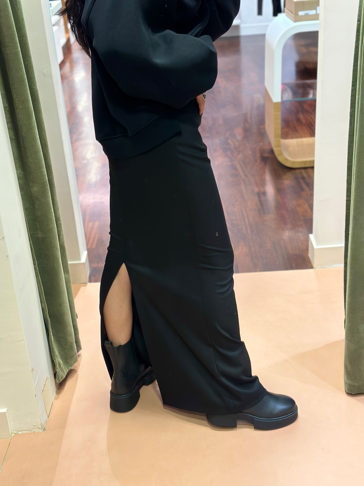 Motel gonna lunga a matita