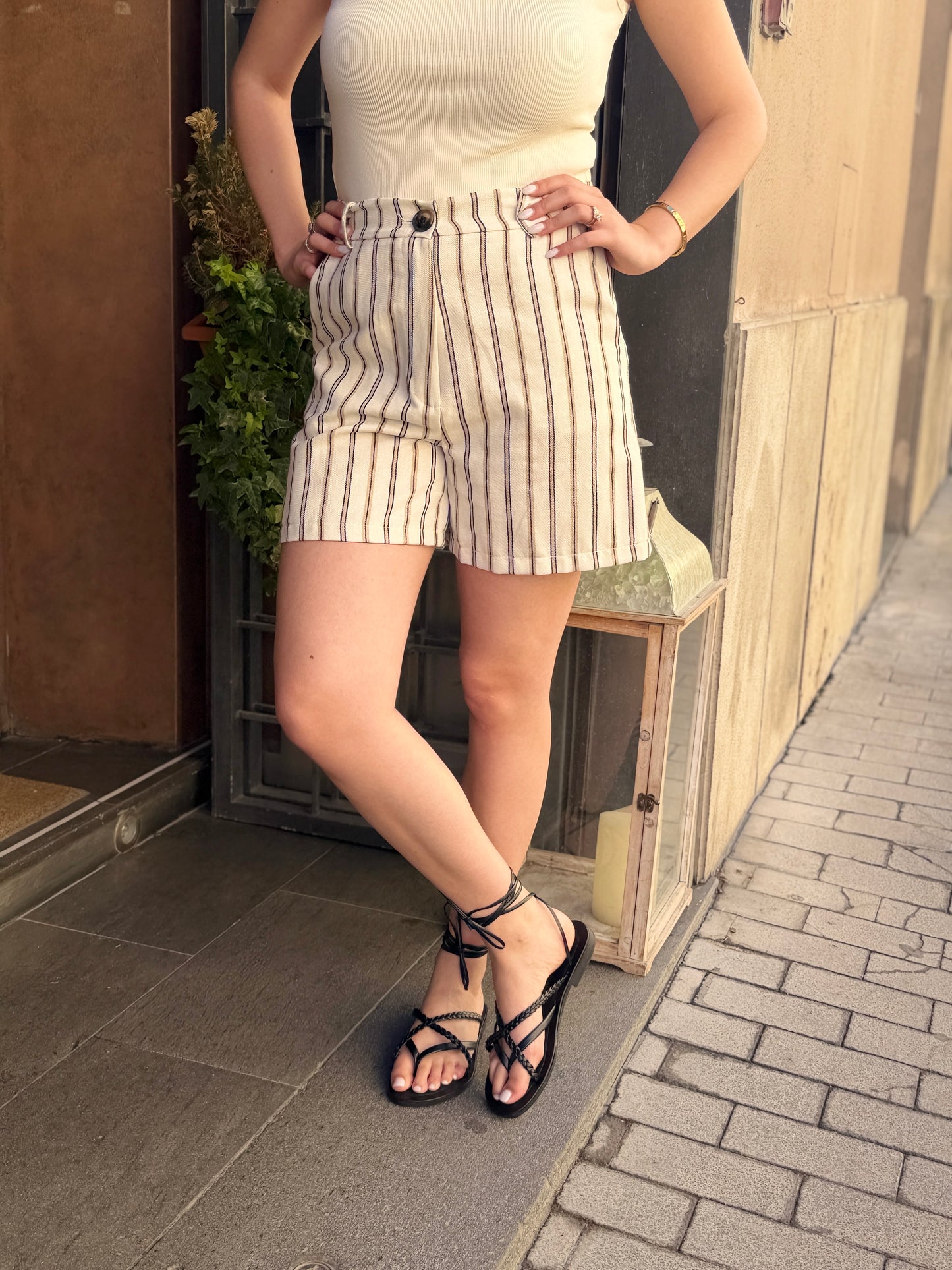Shorts a righe in lino Burro