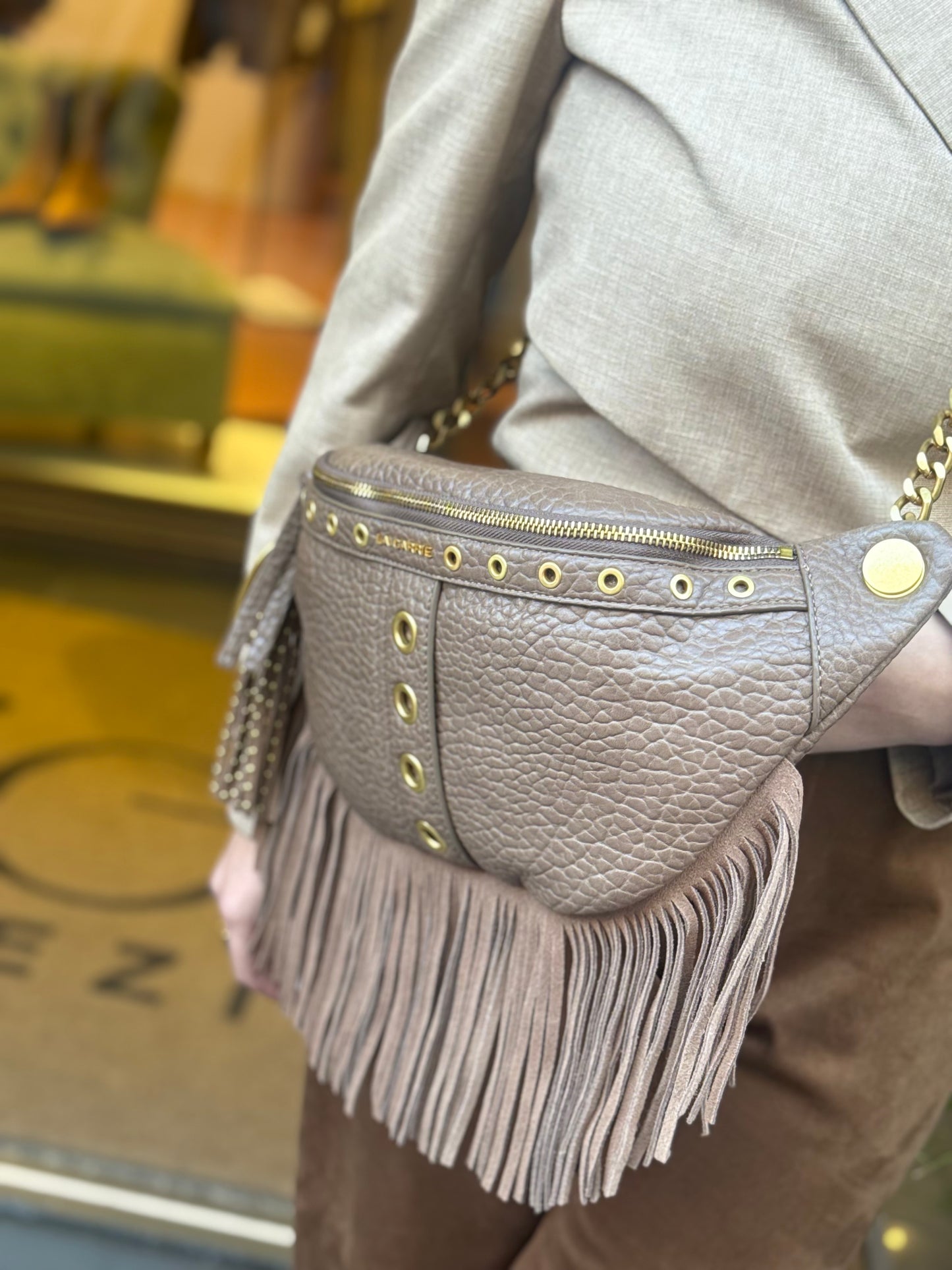 La Carrie FRINGES WAISTPACK TAUPE