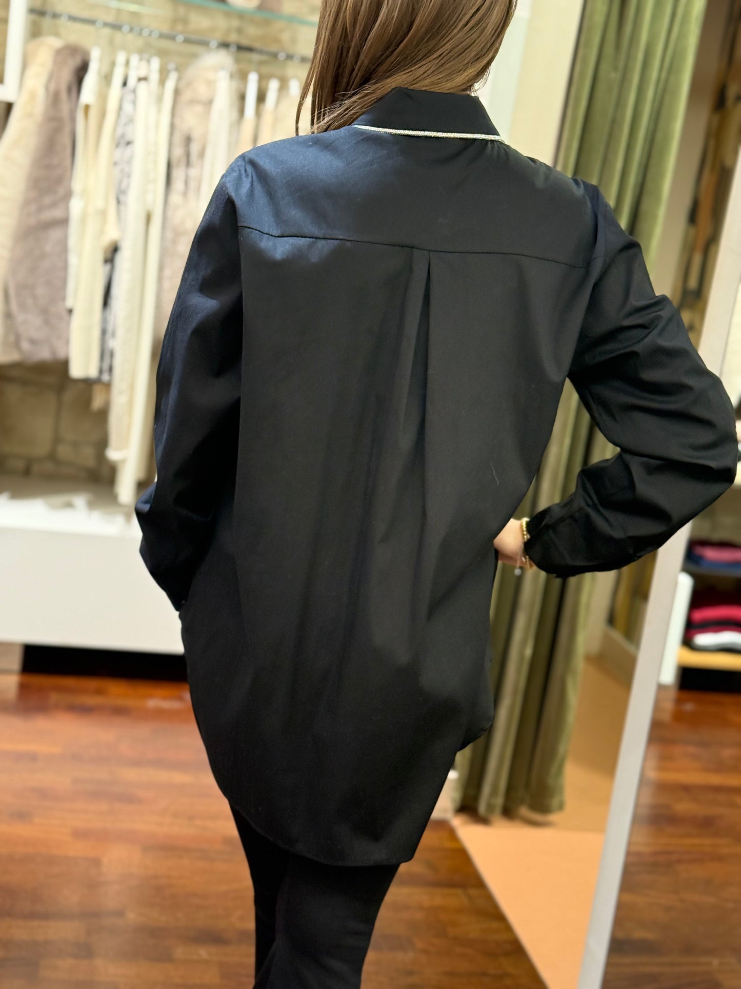 Camicia colletto profilato con micro strass NERA
