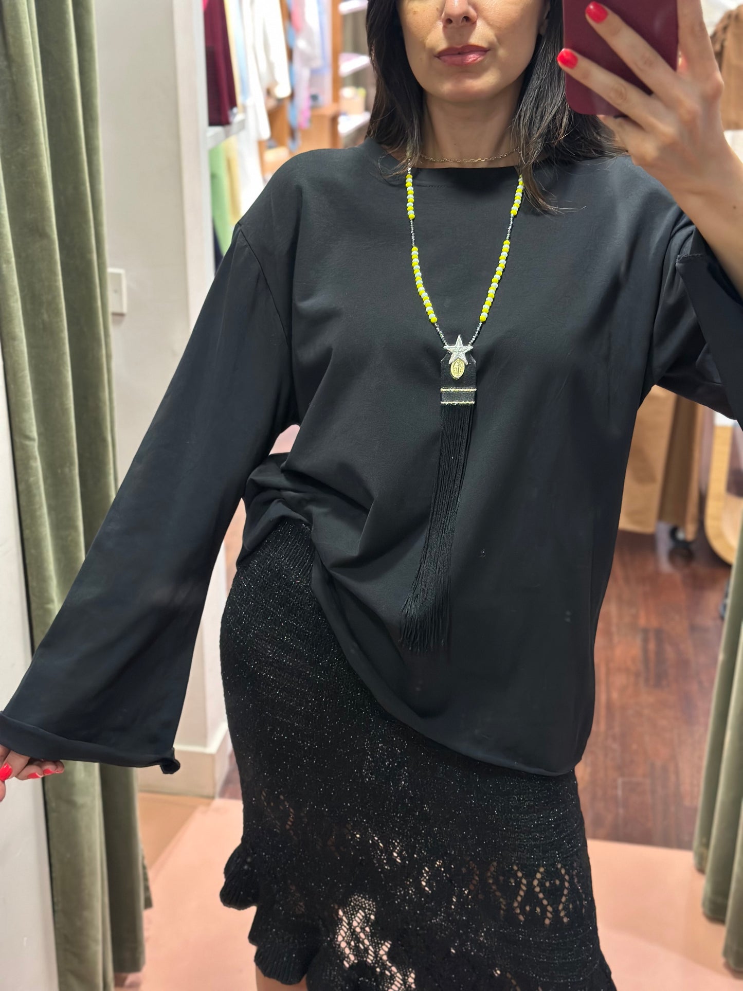T-shirt MUSTHAVE spalle imbottite  manica lunga ( disponibili in più varianti colore )