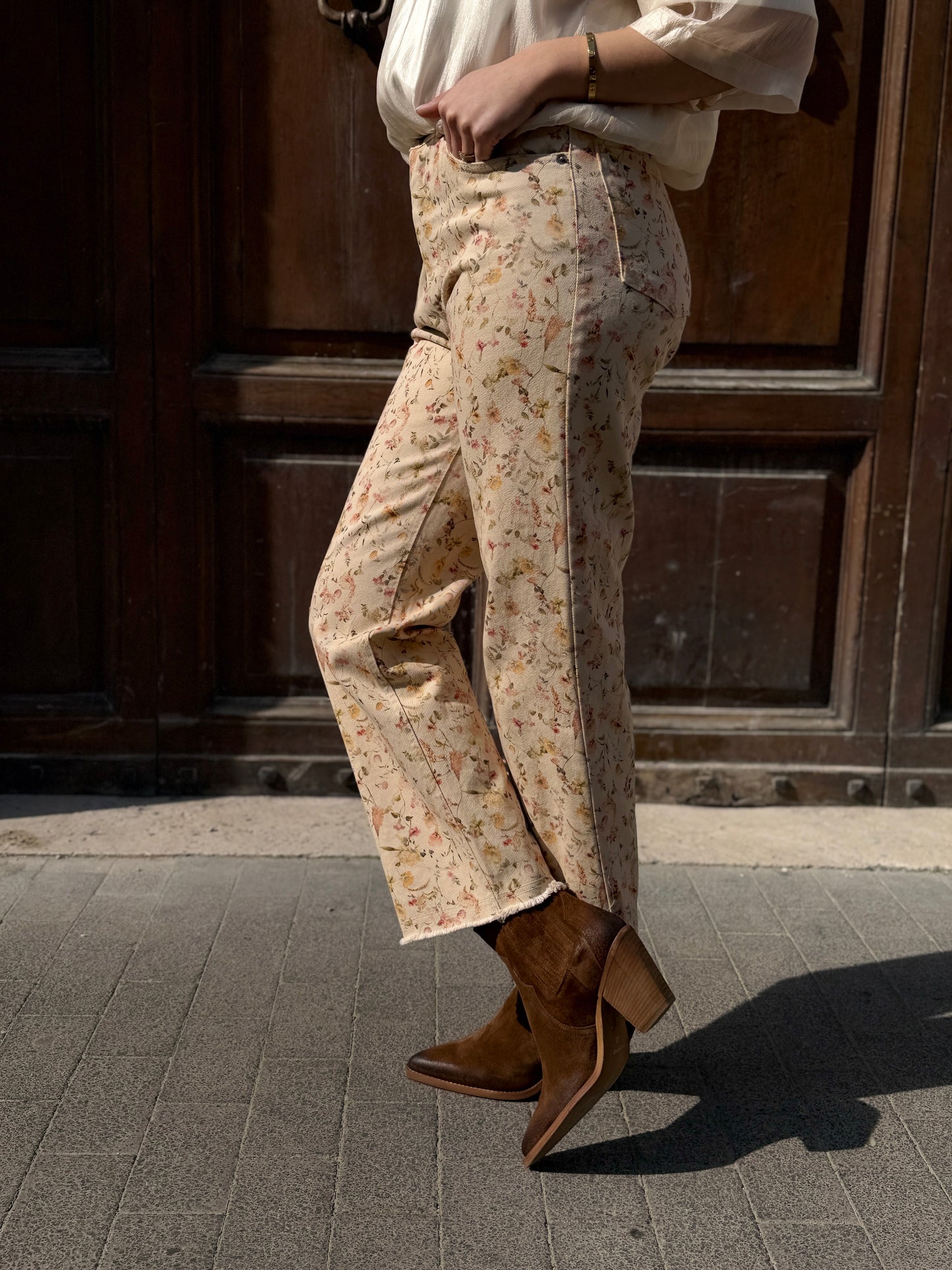 Tensione in Jeans Floreale